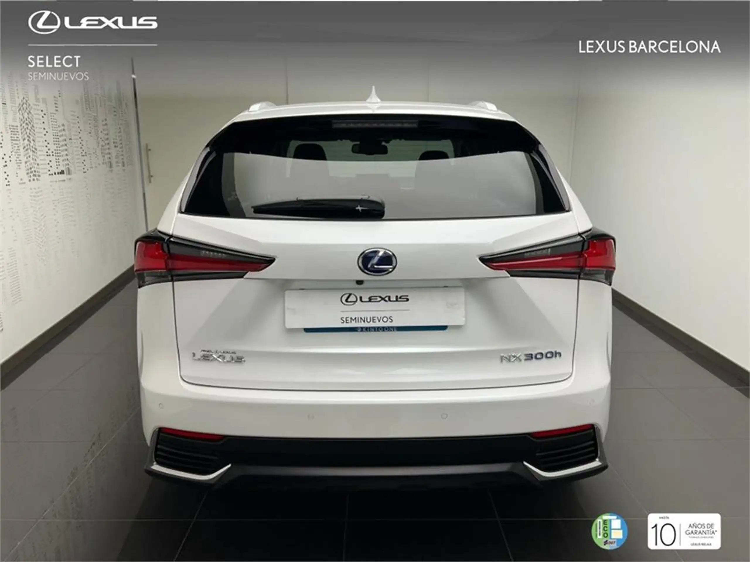 Lexus - NX 200t