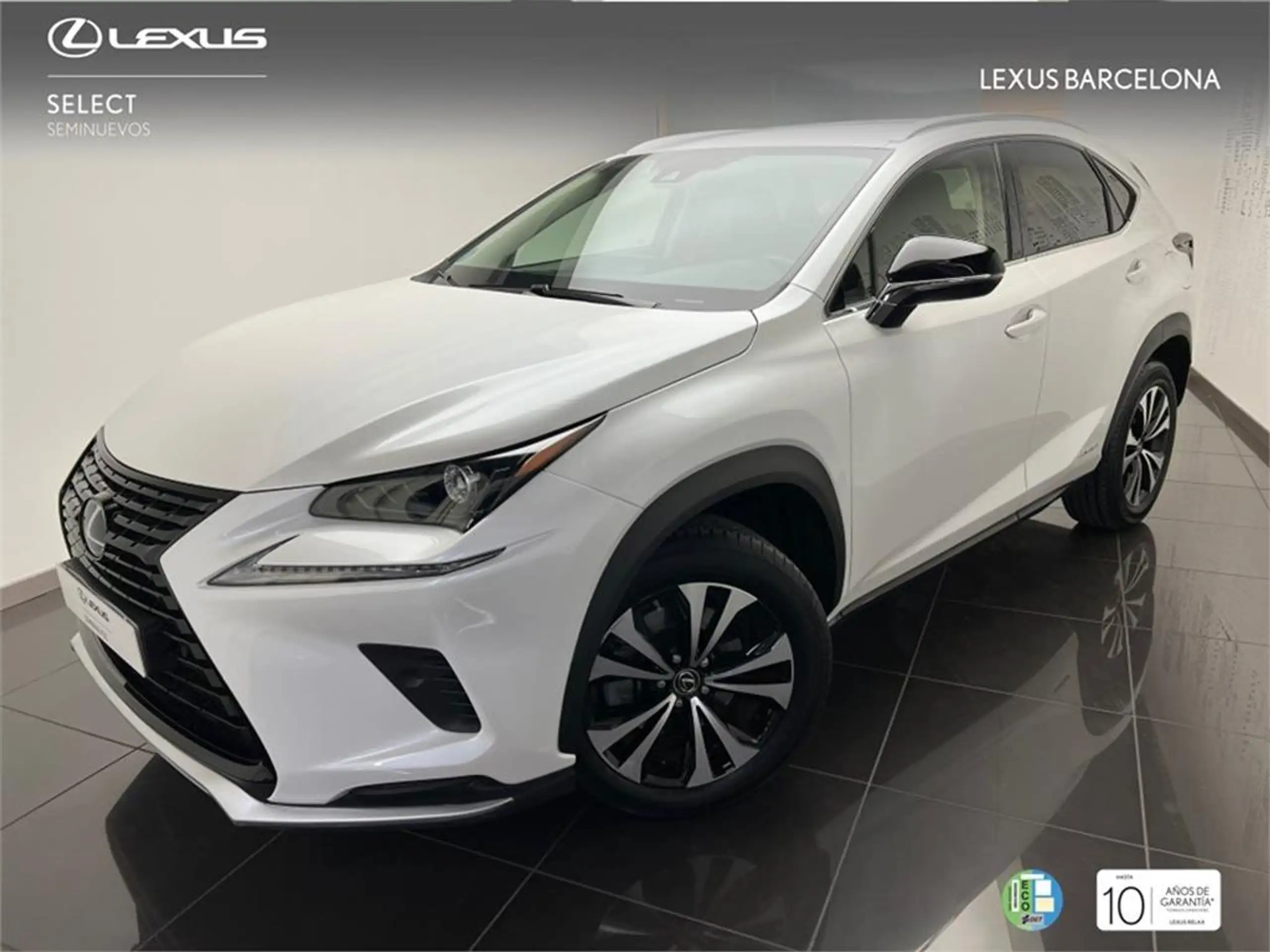 Lexus - NX 200t