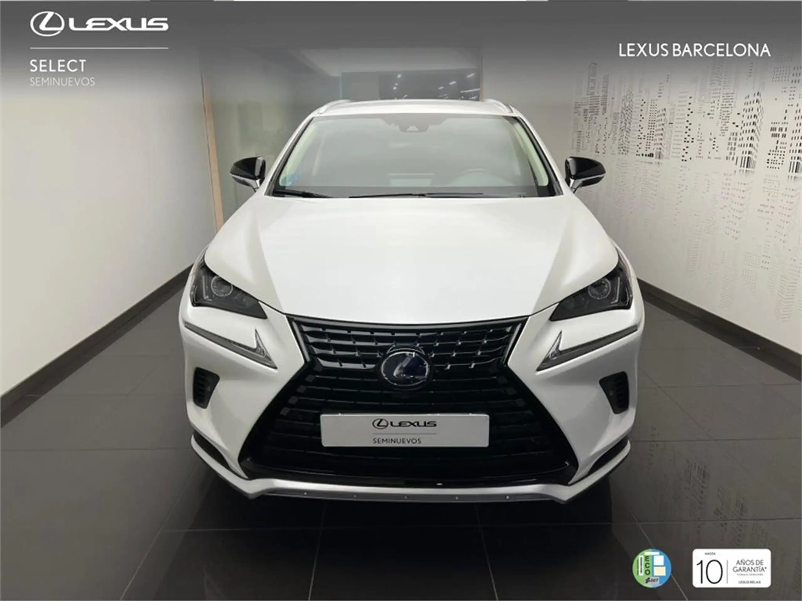 Lexus - NX 200t