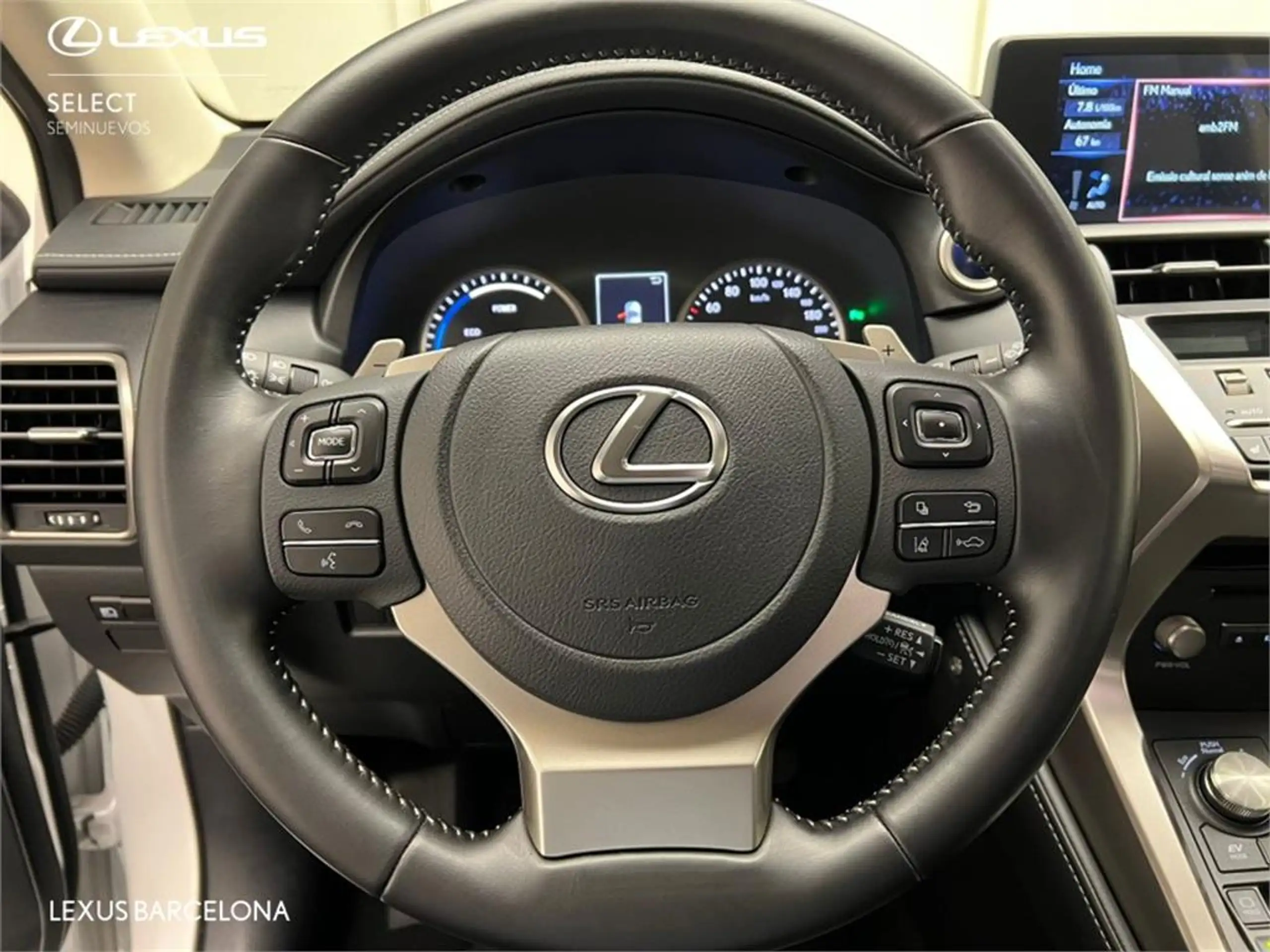 Lexus - NX 200t