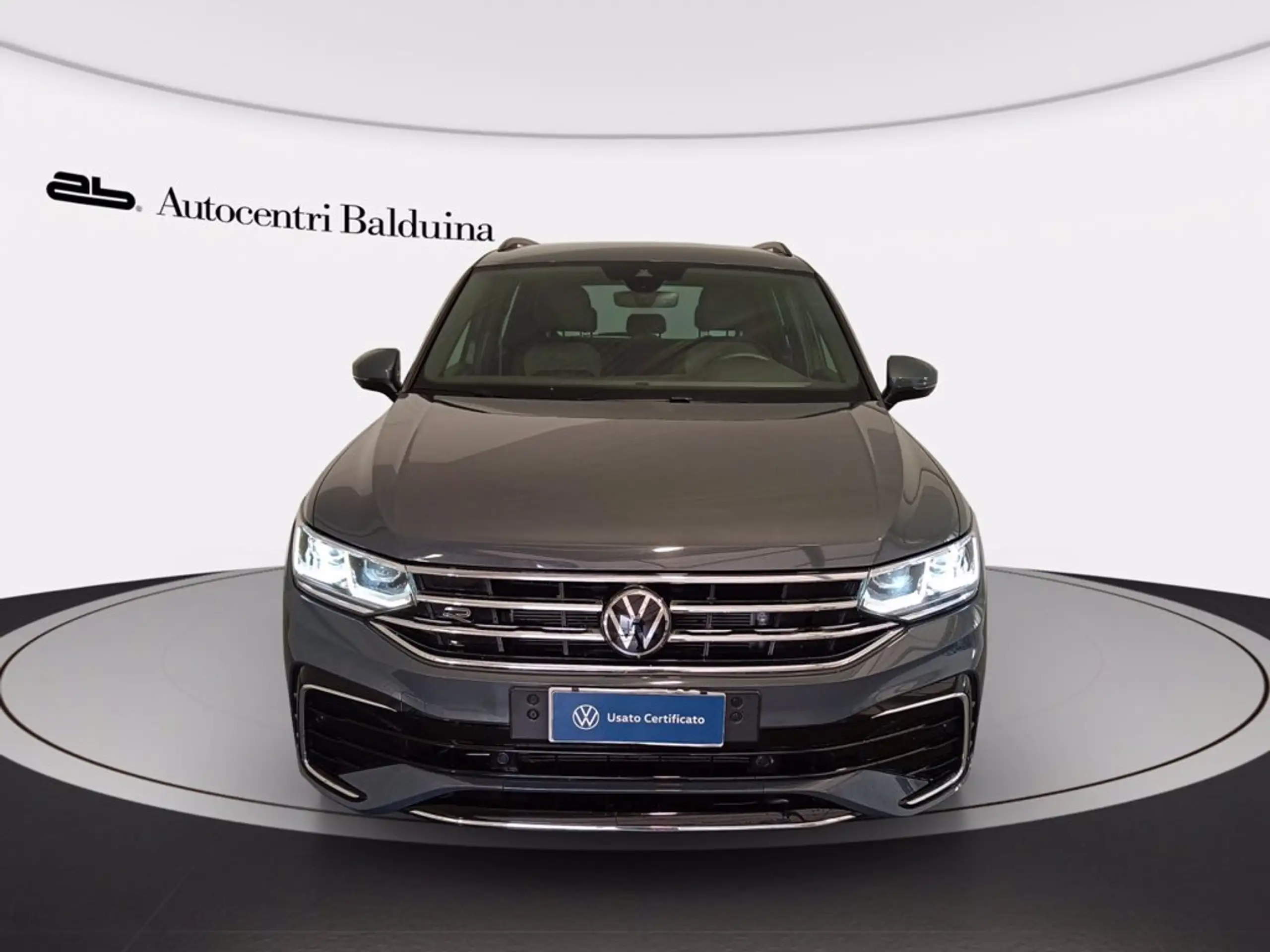 Volkswagen - Tiguan