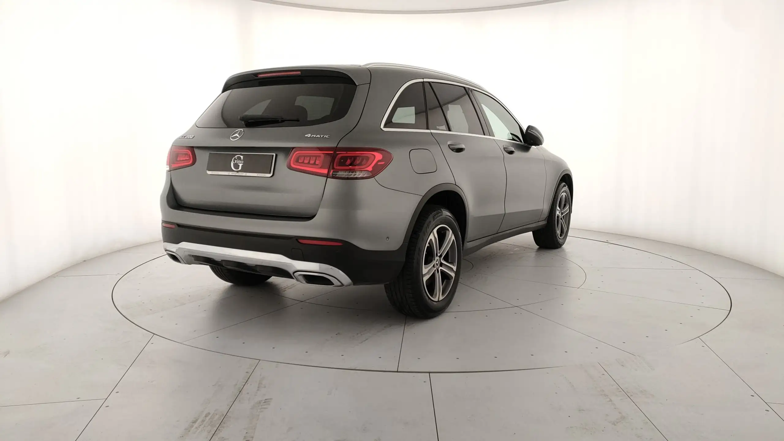 Mercedes-Benz - GLC 200