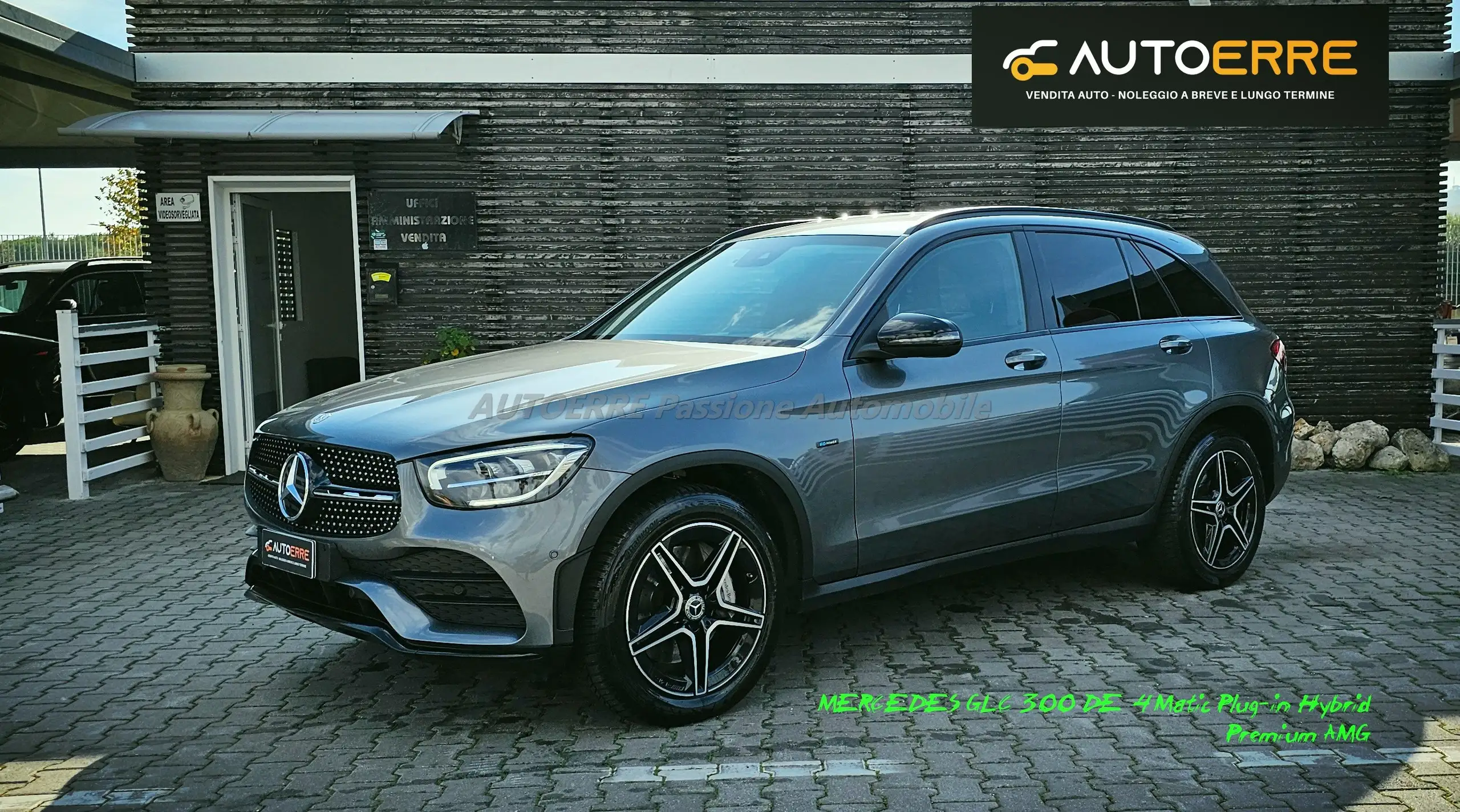 Mercedes-Benz GLC 300 2021