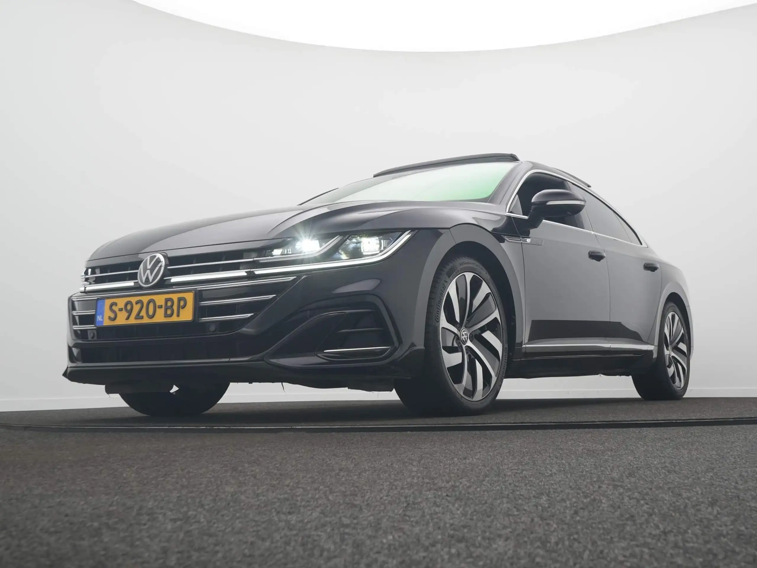 Volkswagen - Arteon