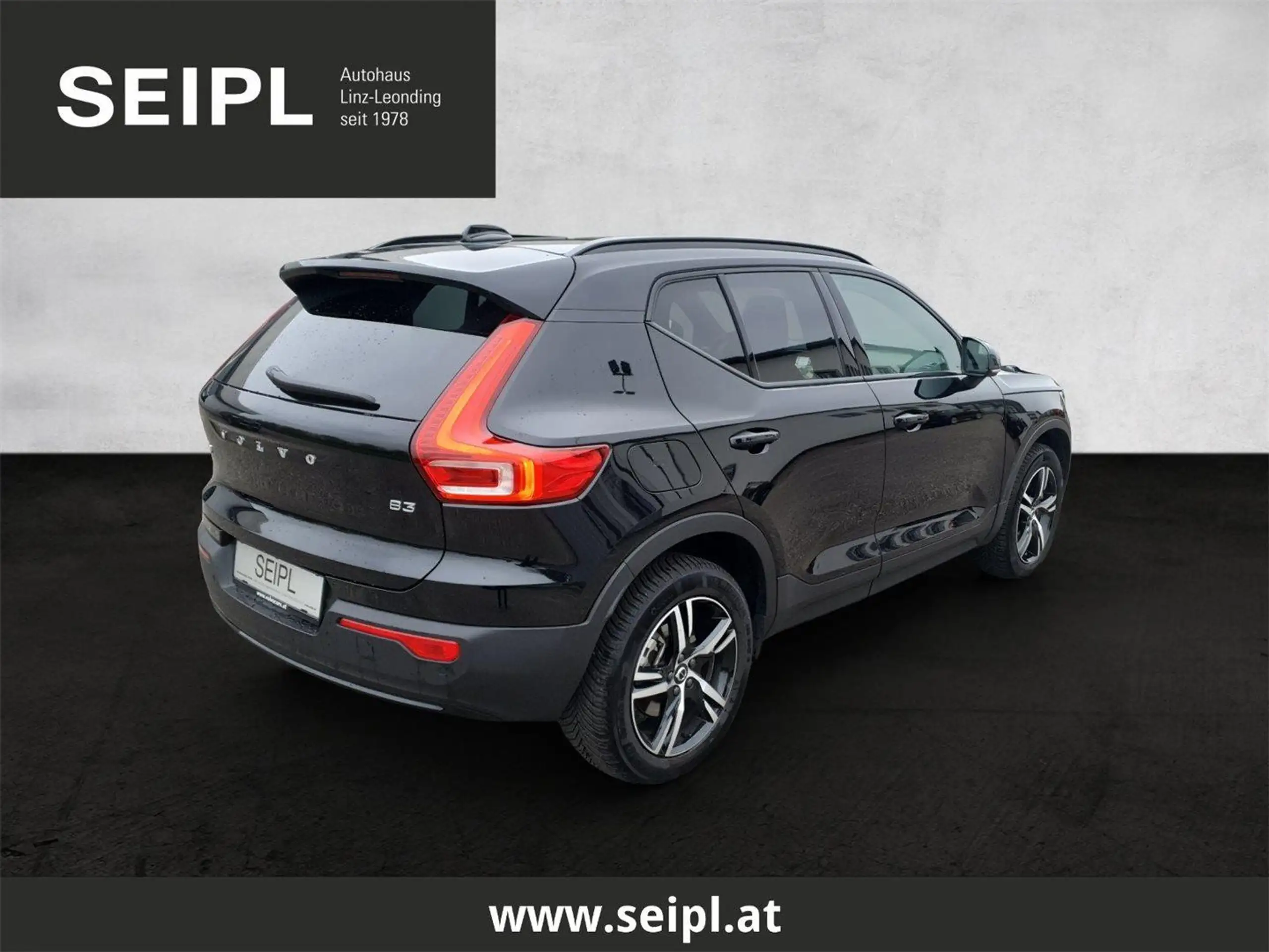 Volvo - XC40