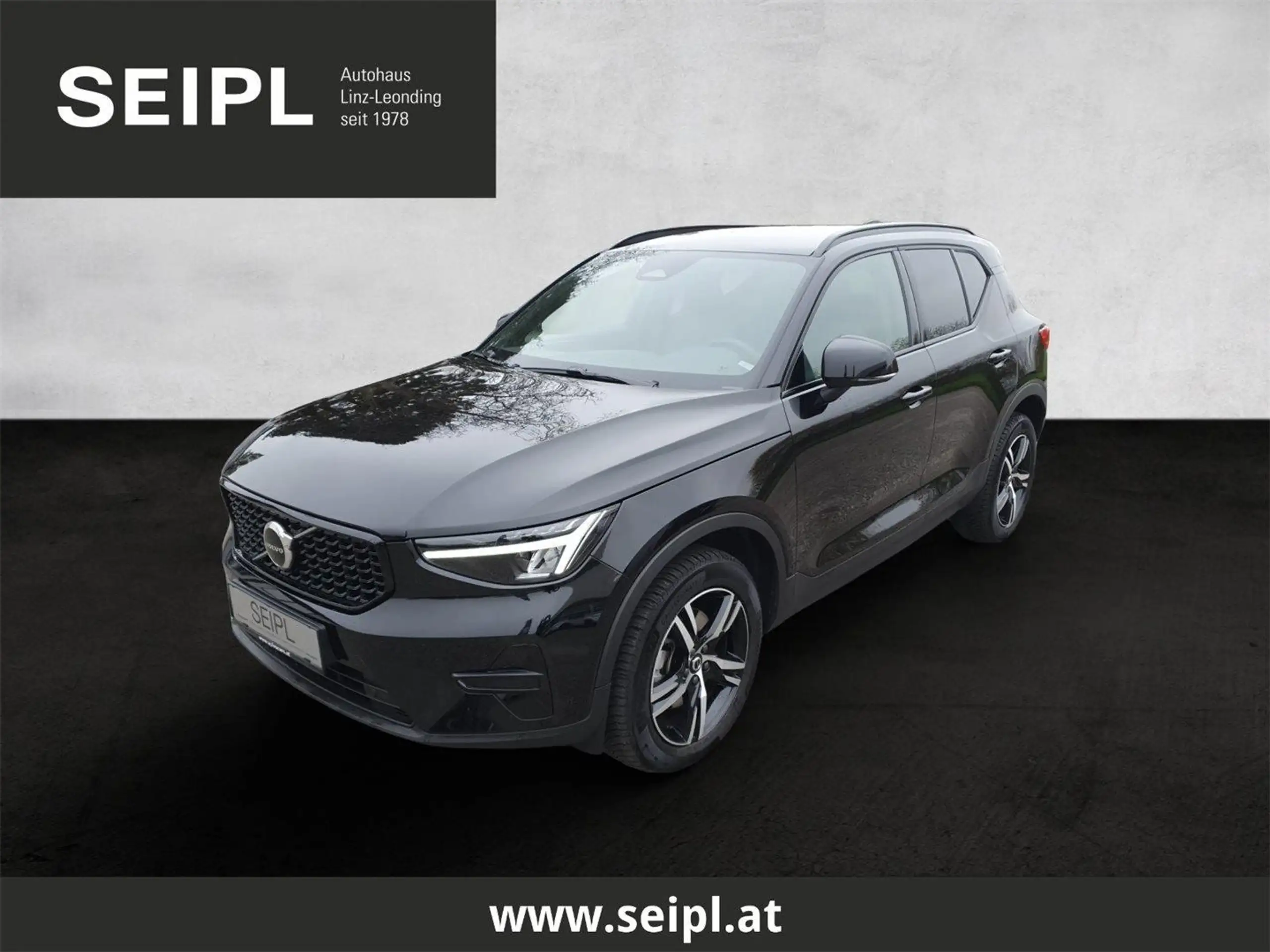 Volvo XC40 2024