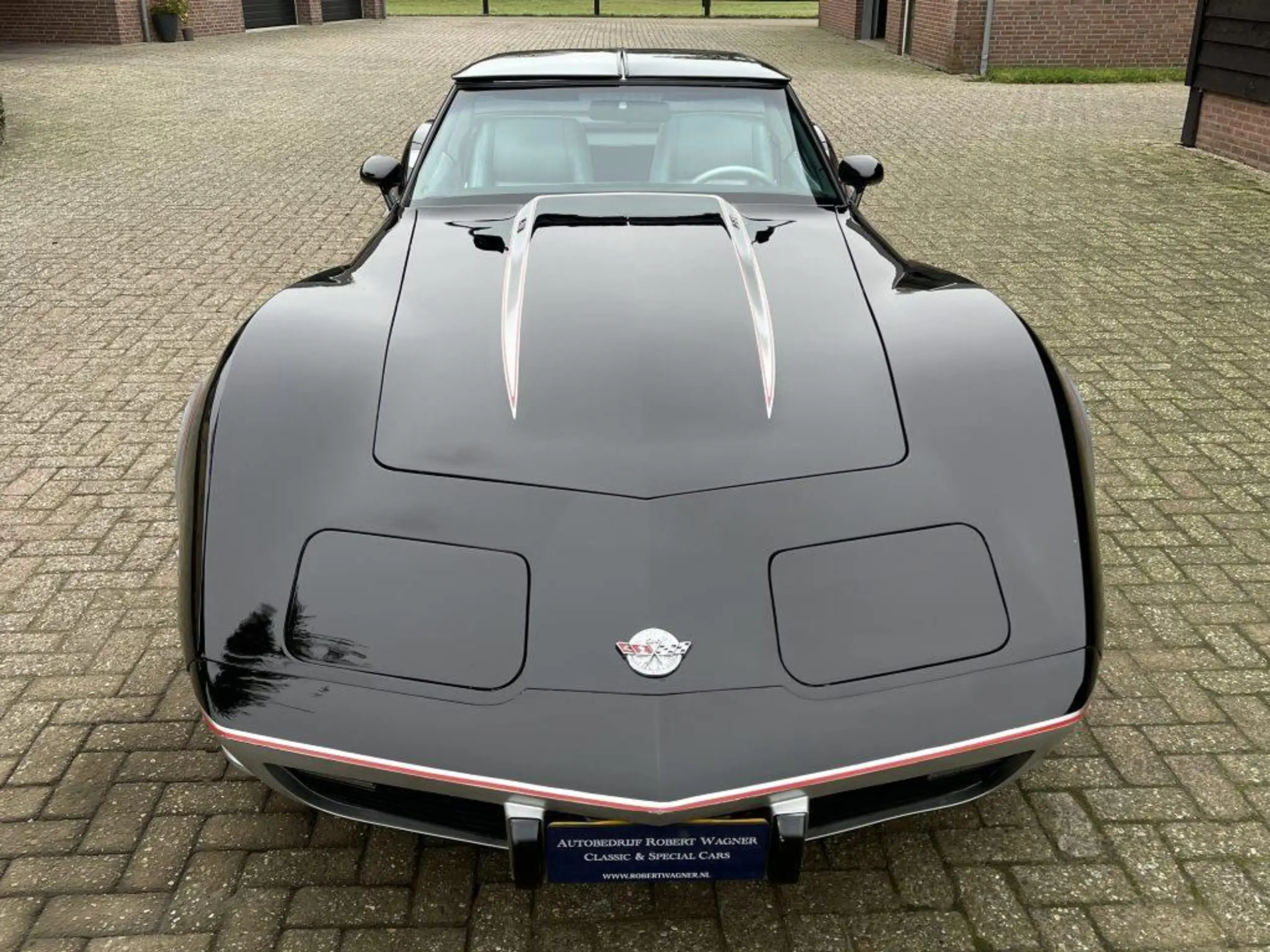 Chevrolet - Corvette