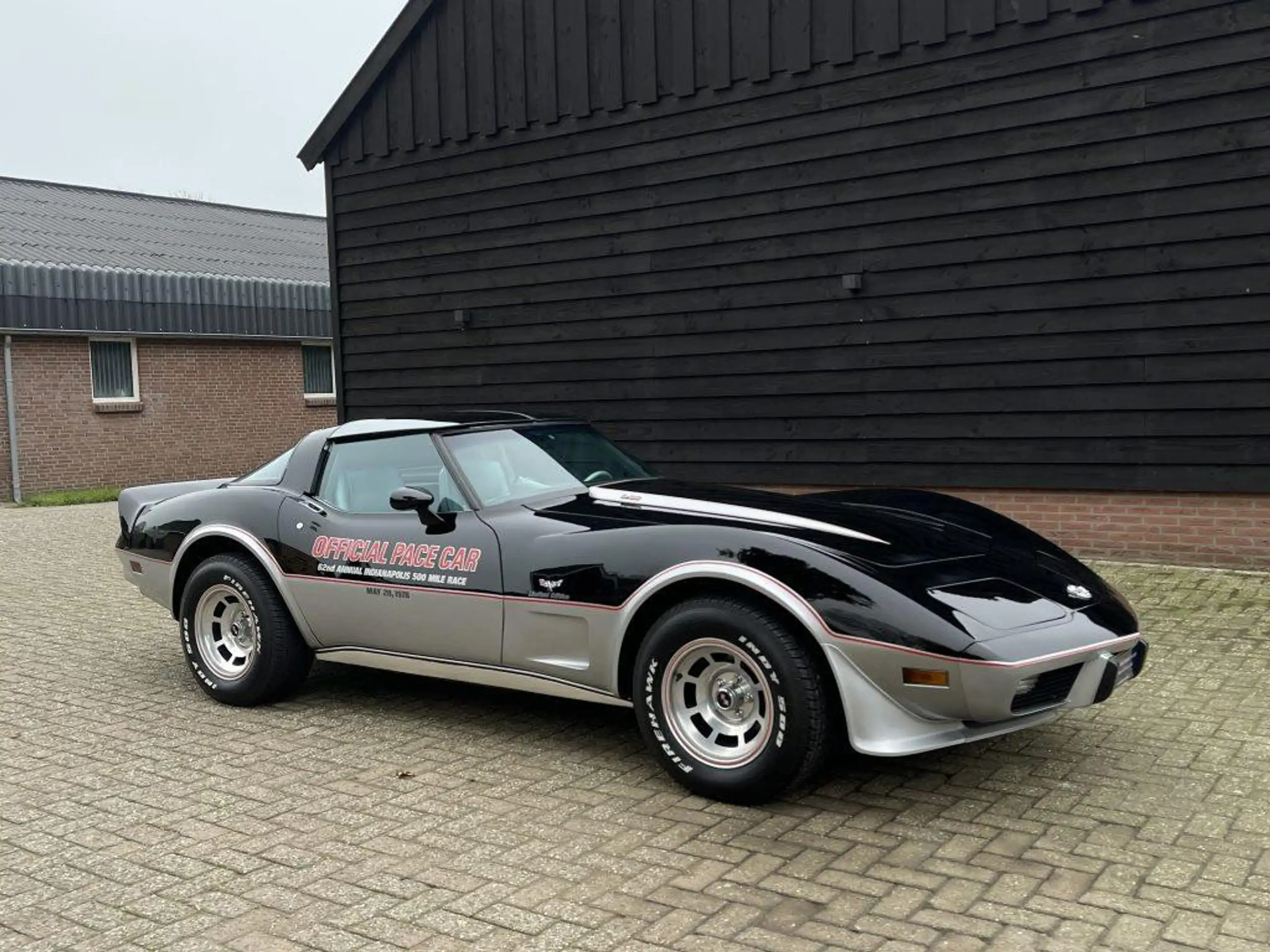 Chevrolet - Corvette