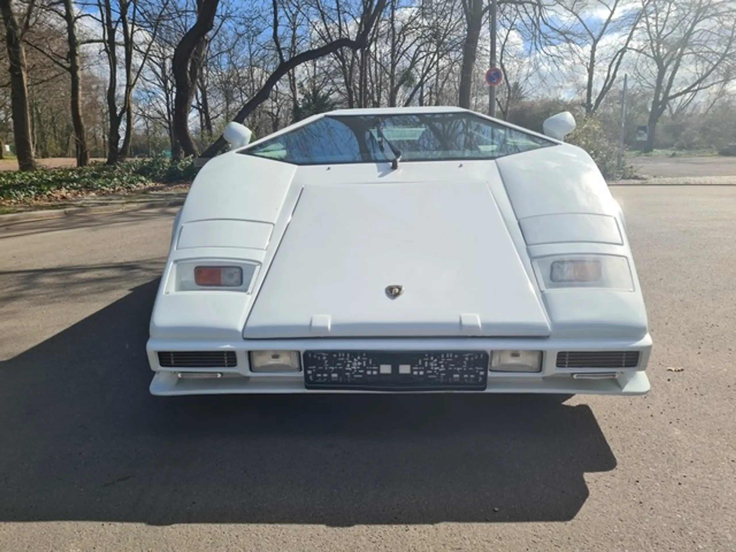 Lamborghini - Countach