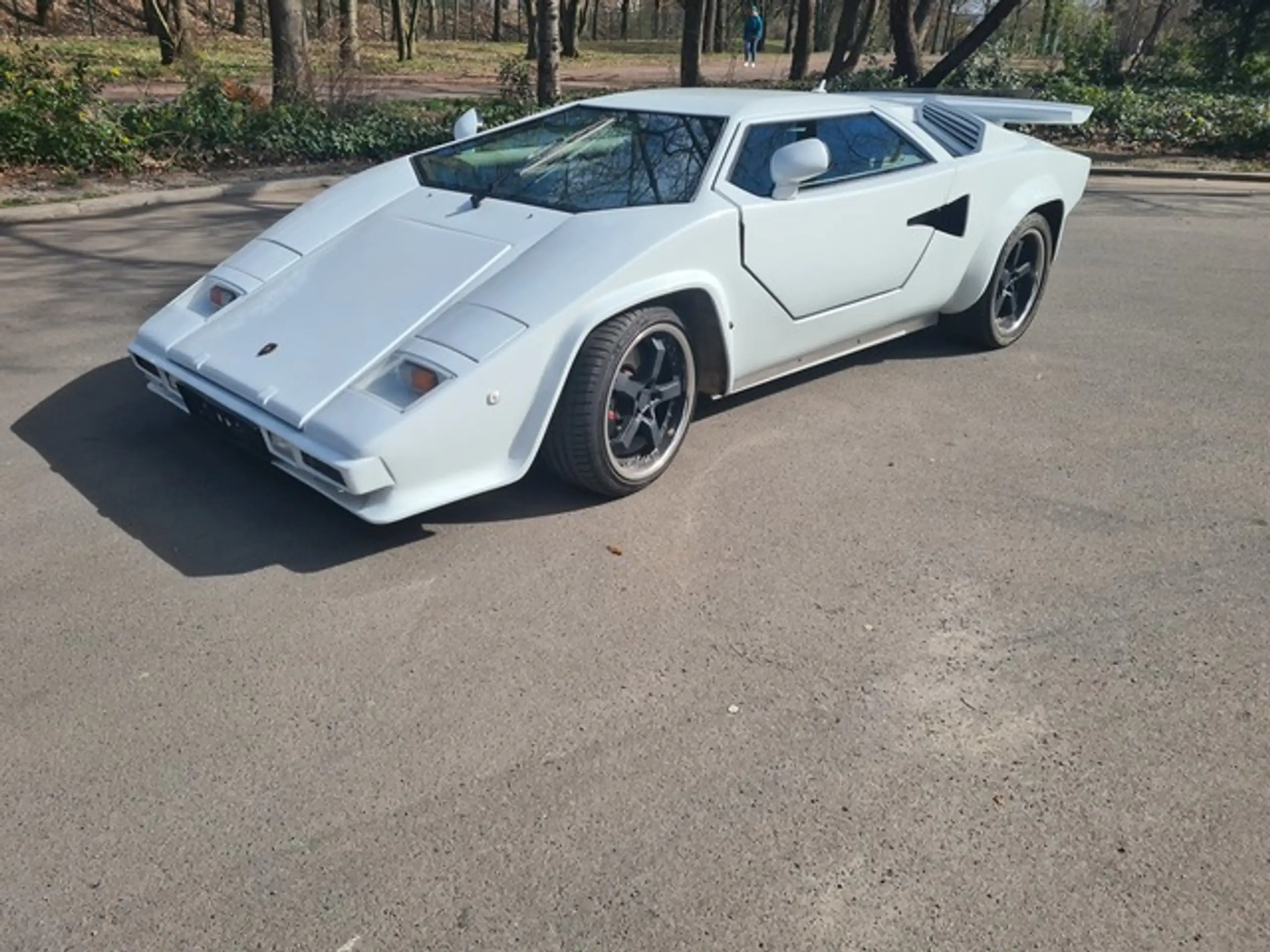 Lamborghini - Countach