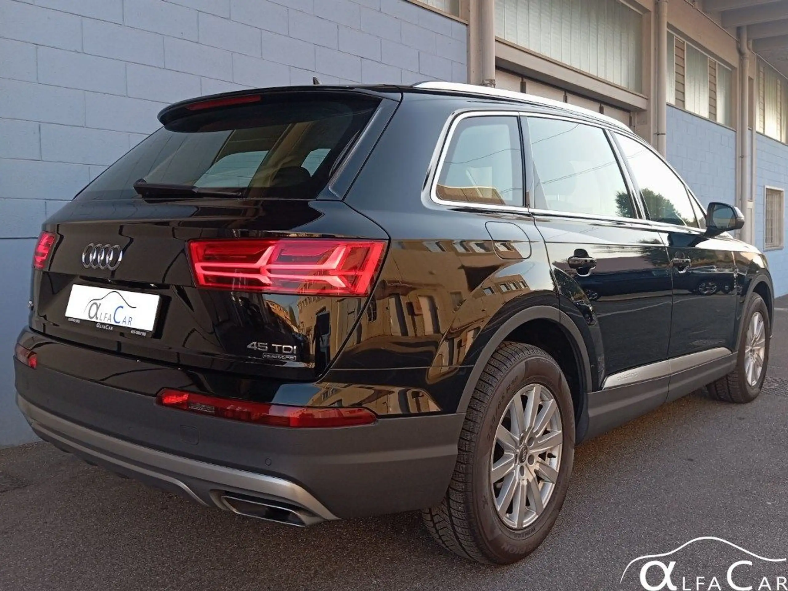 Audi - Q7