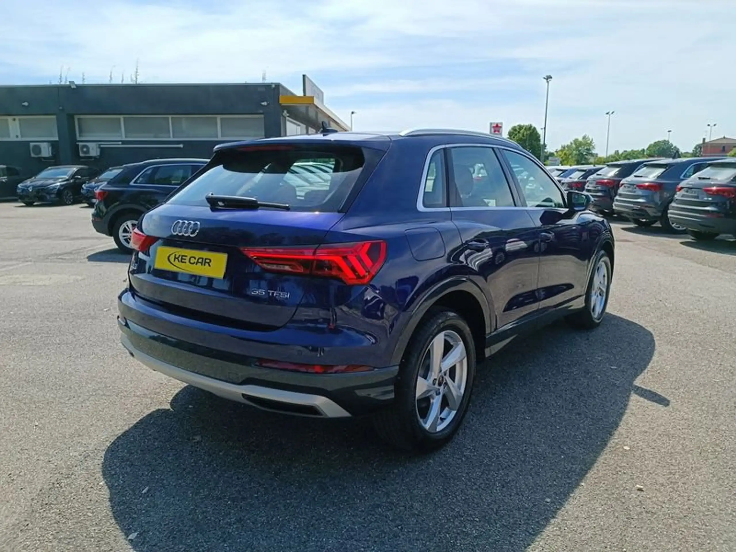 Audi - Q3