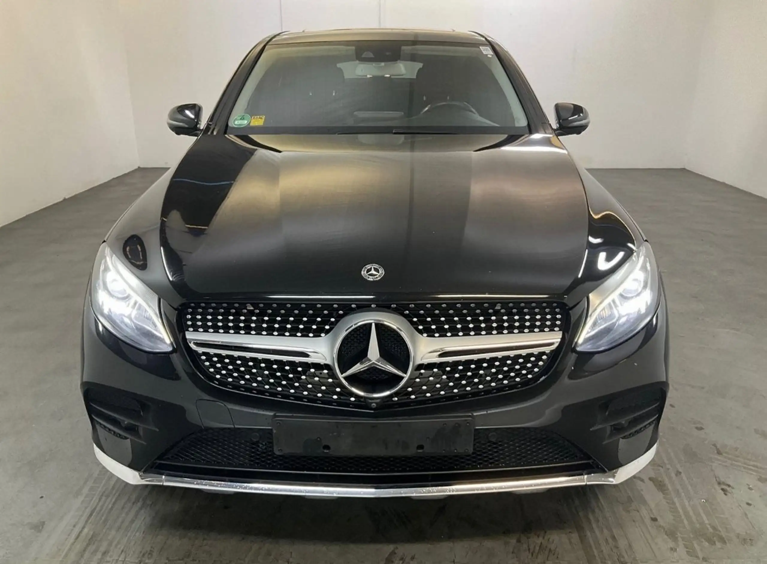 Mercedes-Benz - GLC 350