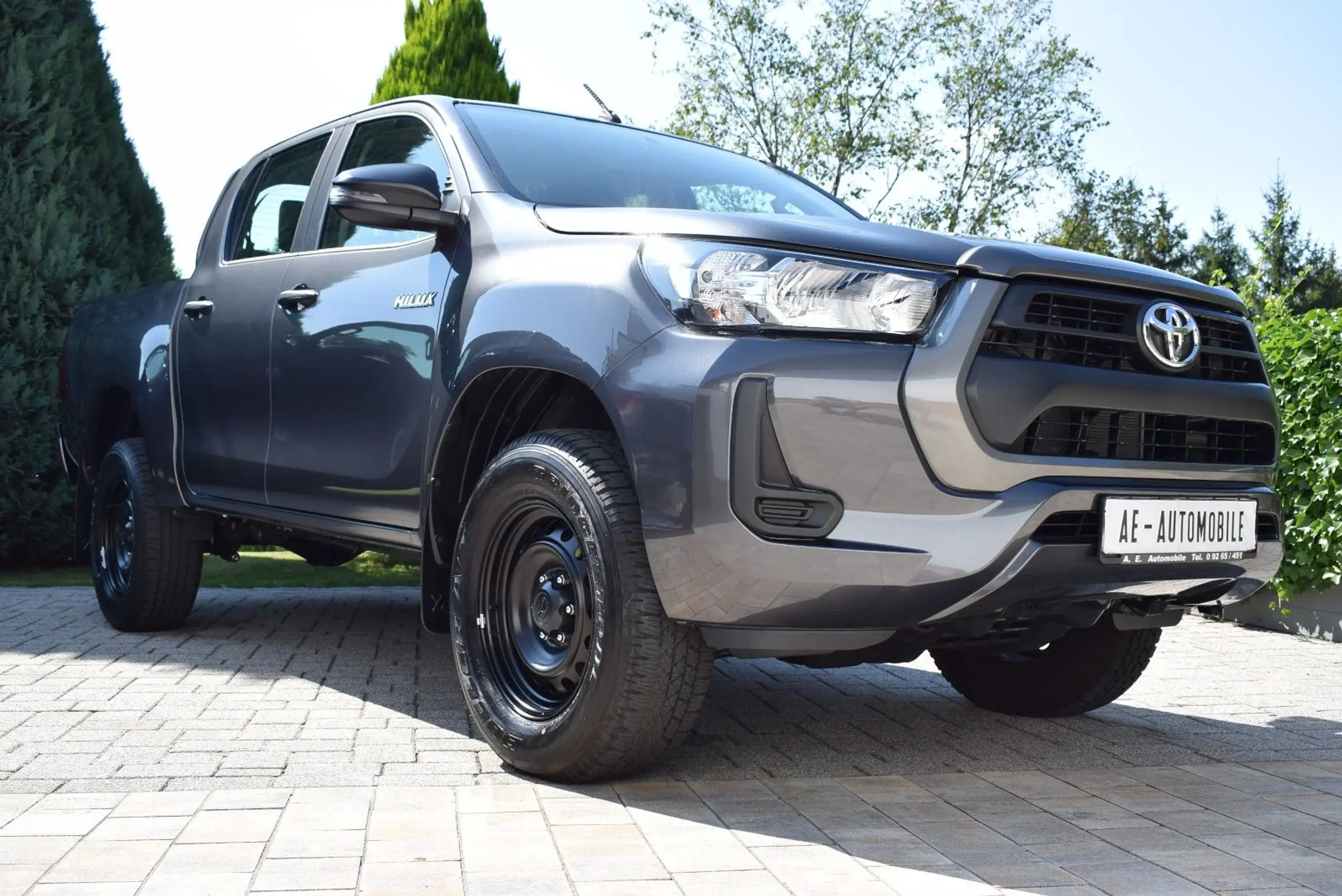 Toyota - Hilux