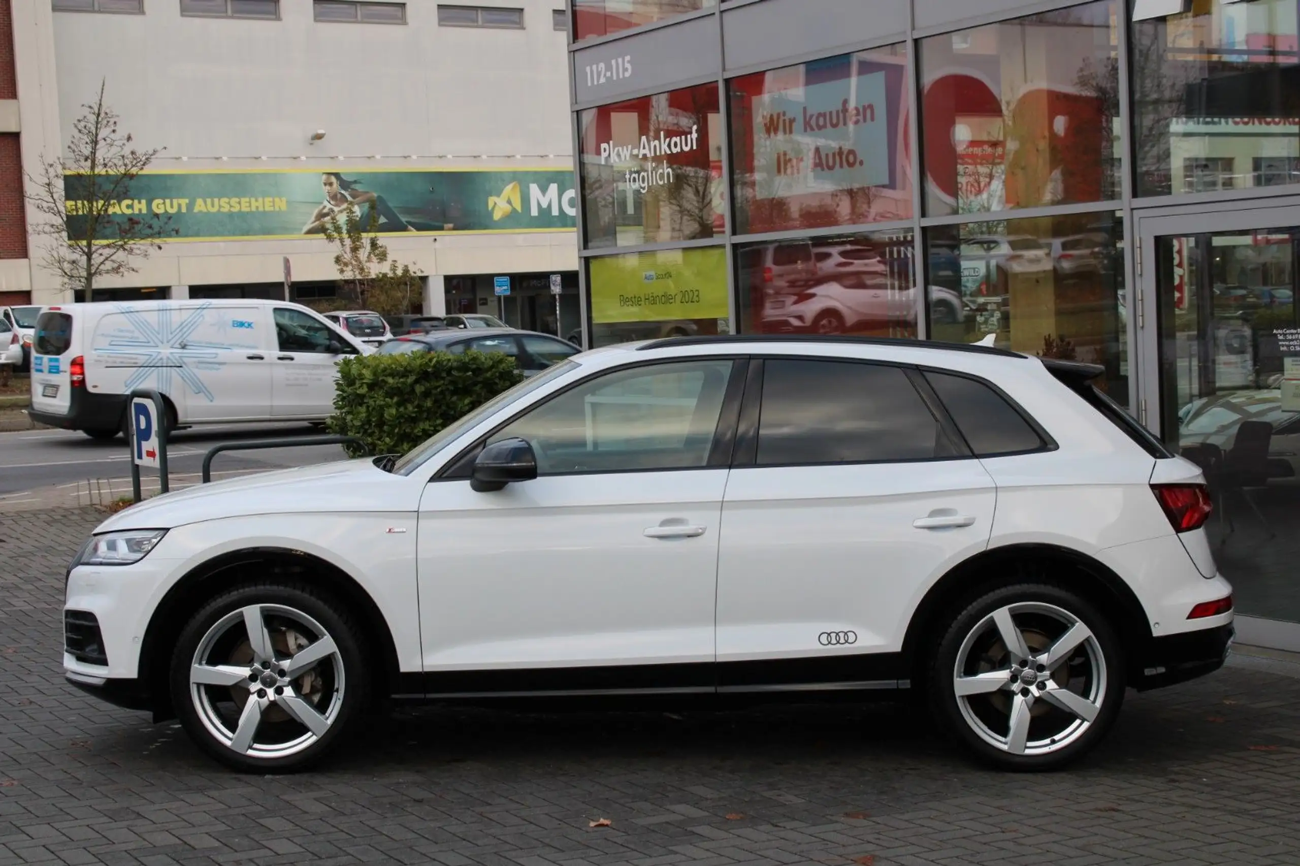 Audi - Q5