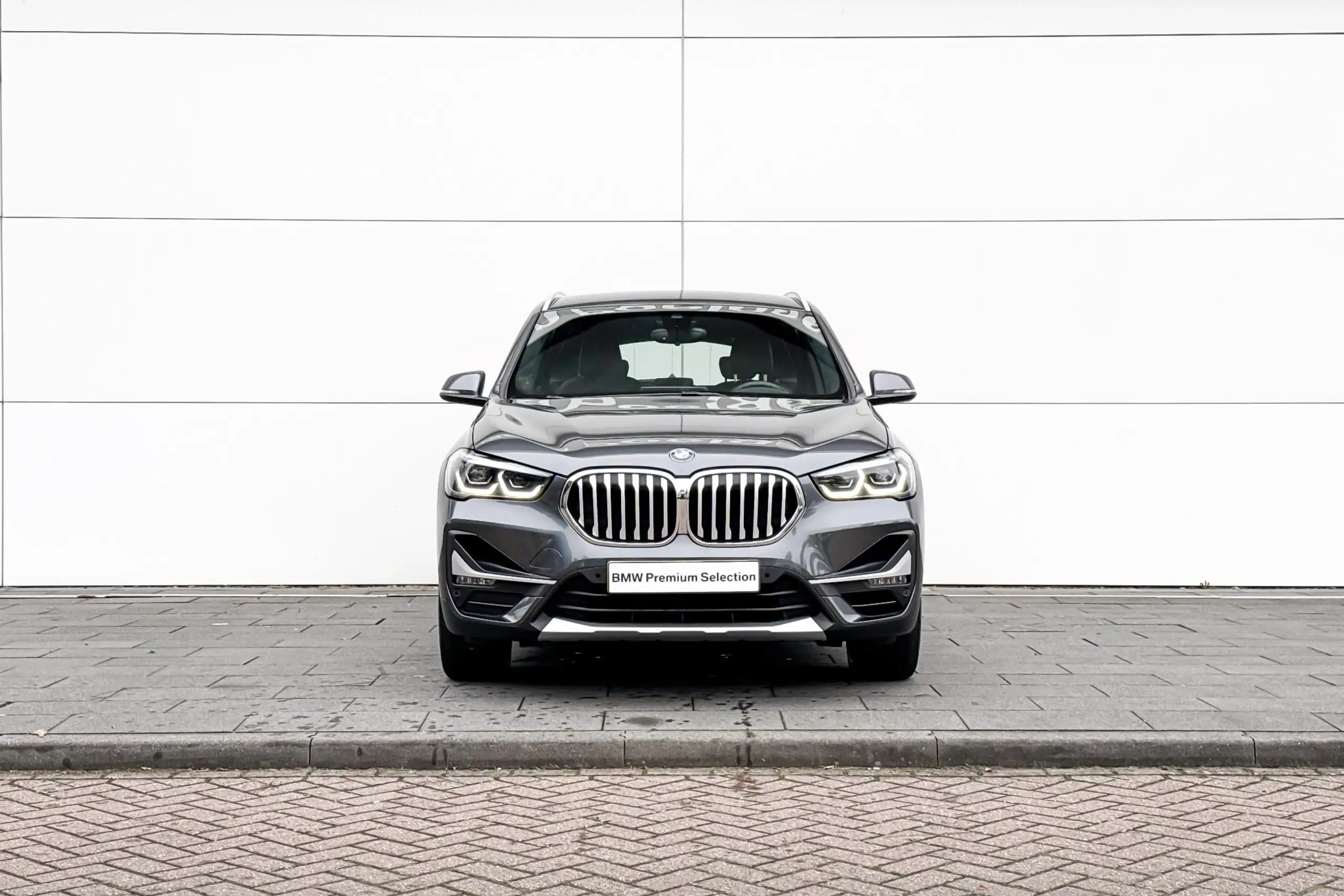 BMW - X1