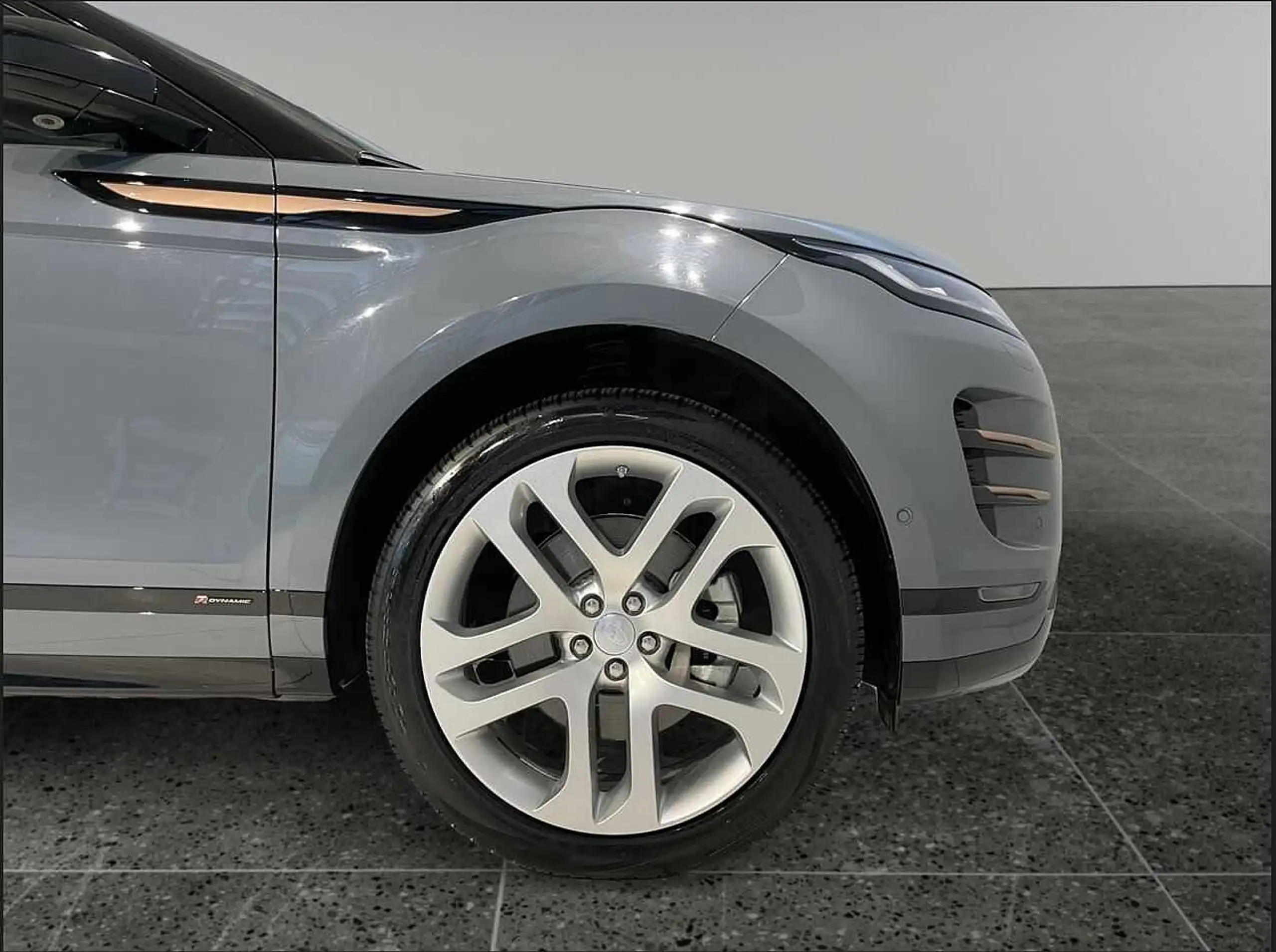 Land Rover - Range Rover Evoque