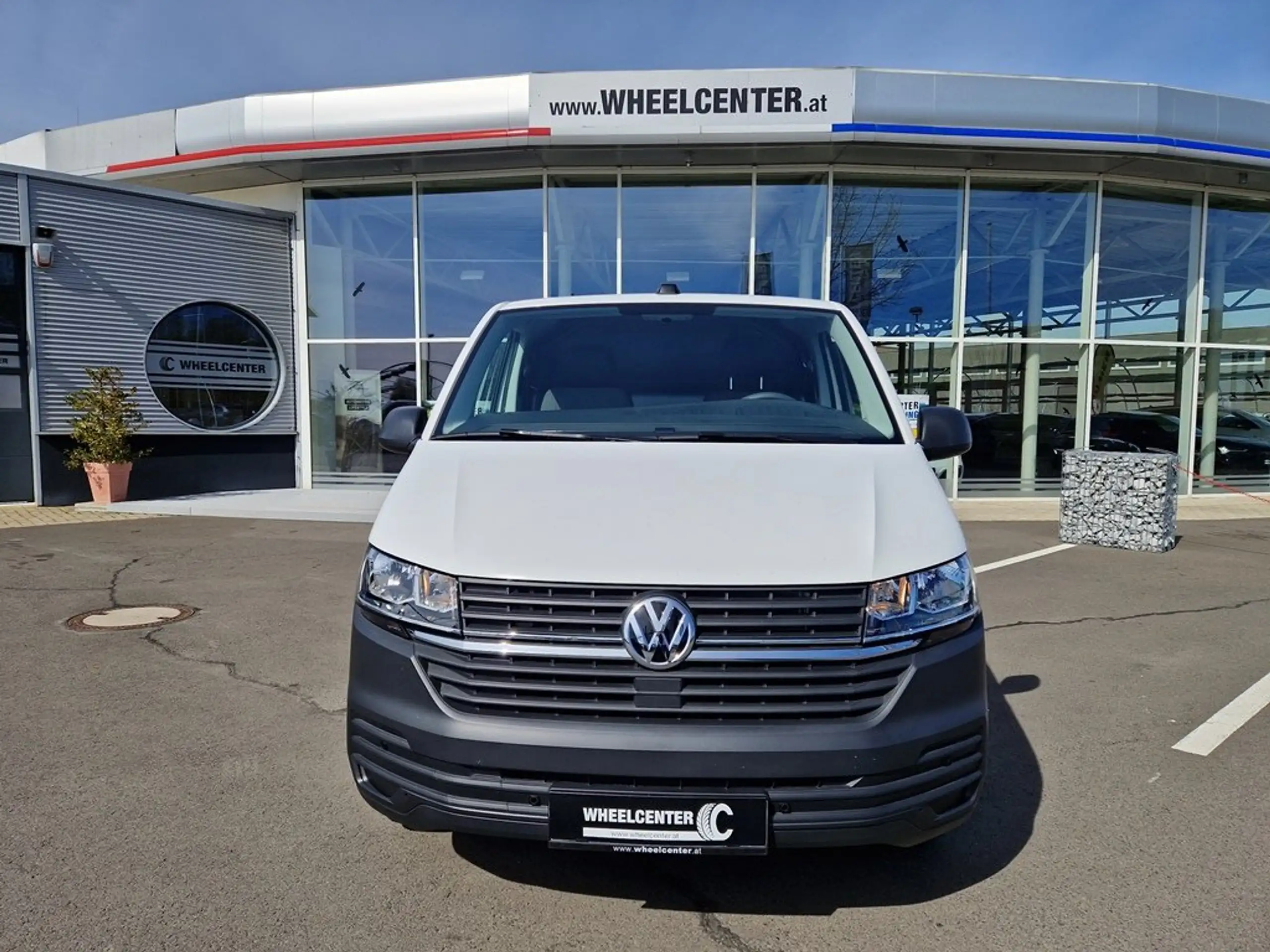 Volkswagen - T6.1 Transporter