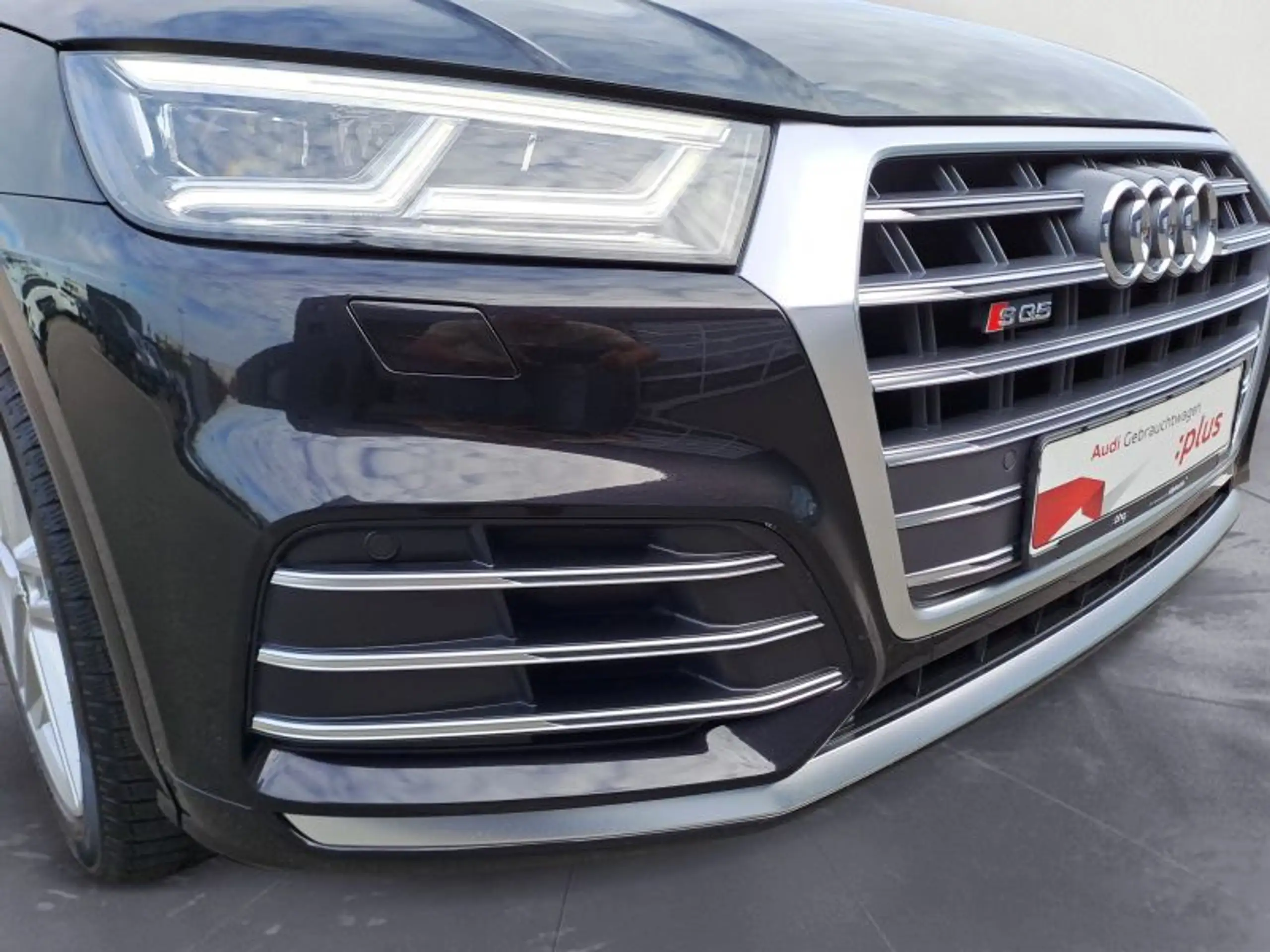 Audi - SQ5