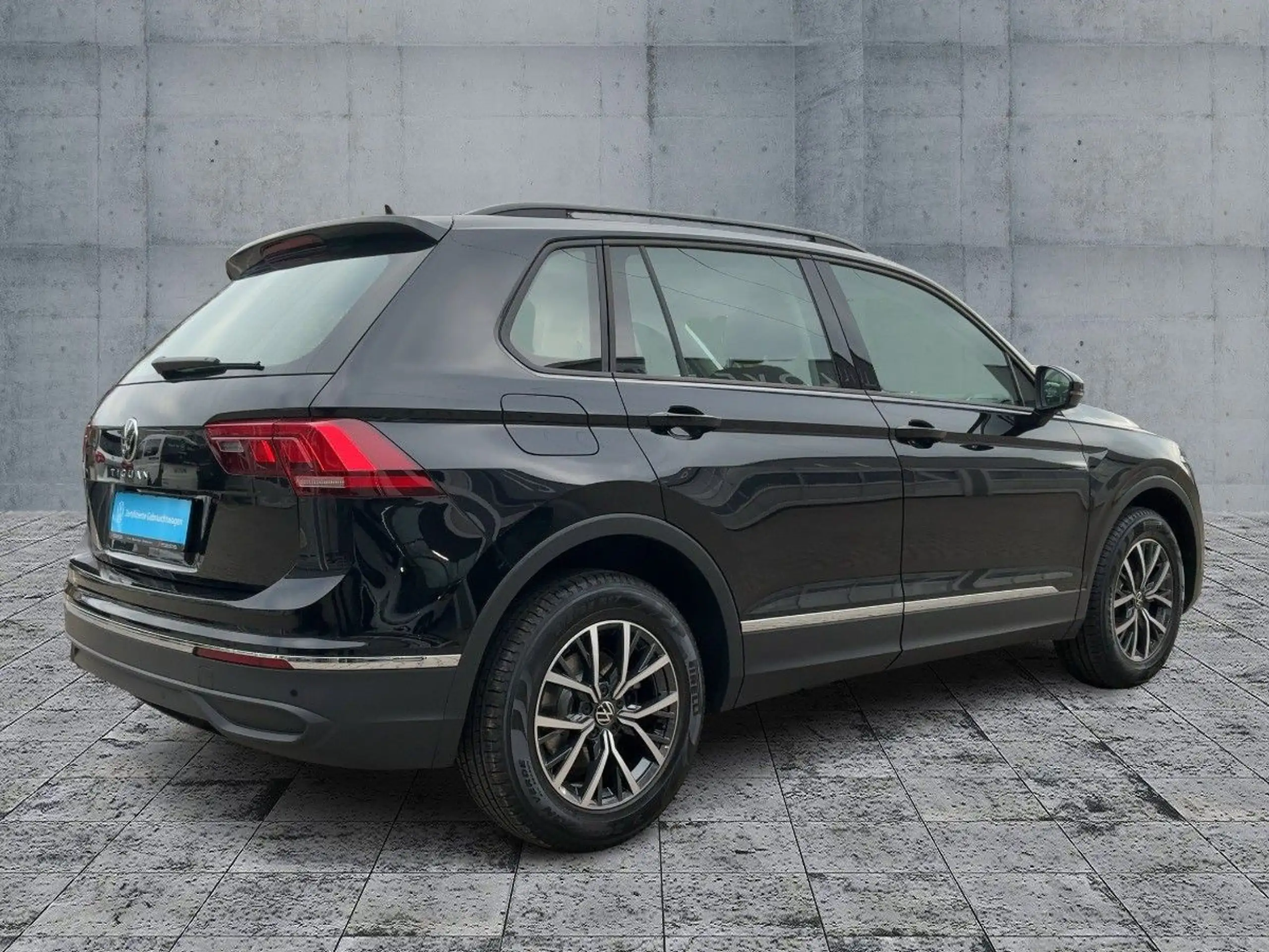 Volkswagen - Tiguan