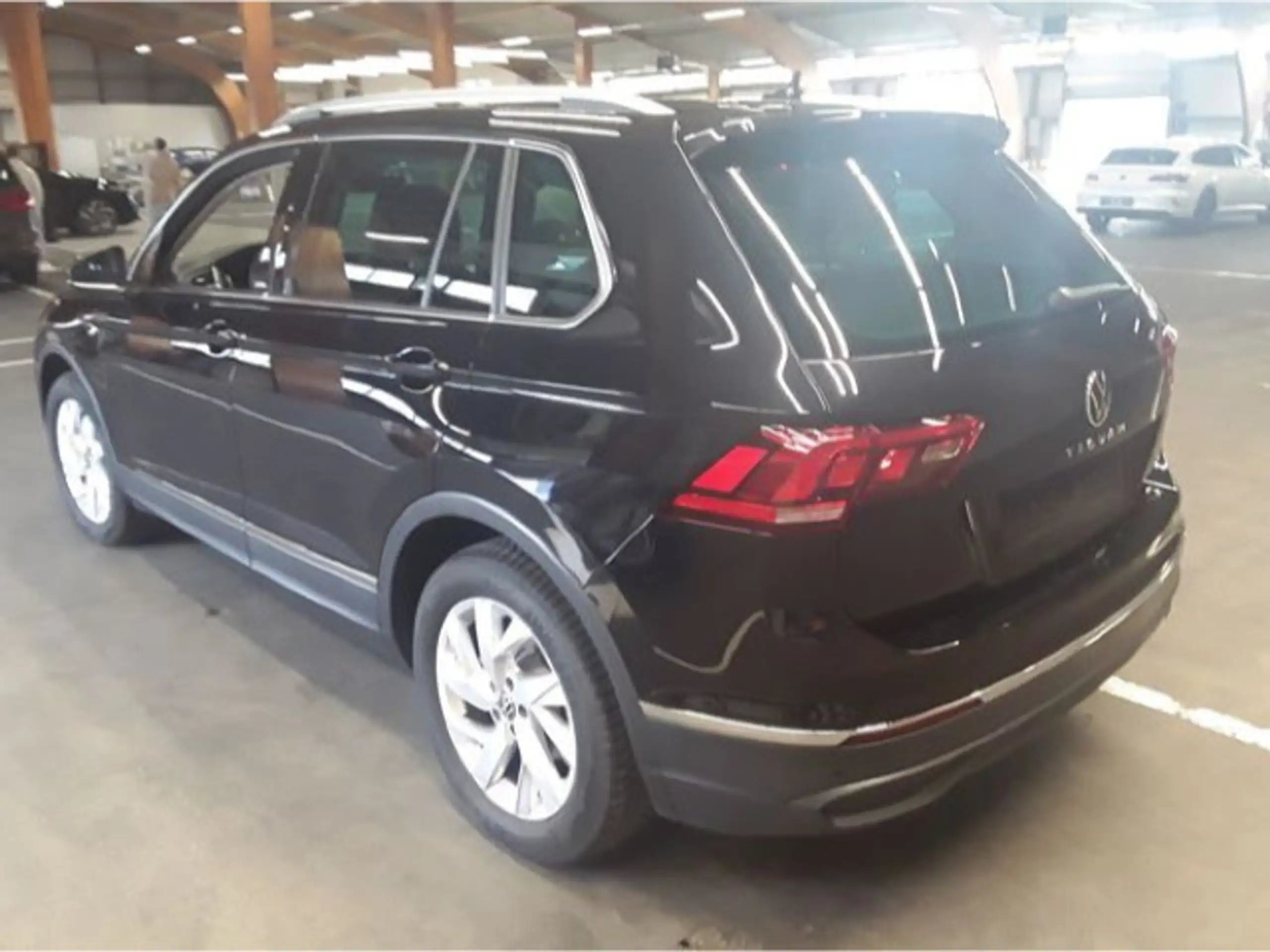 Volkswagen - Tiguan