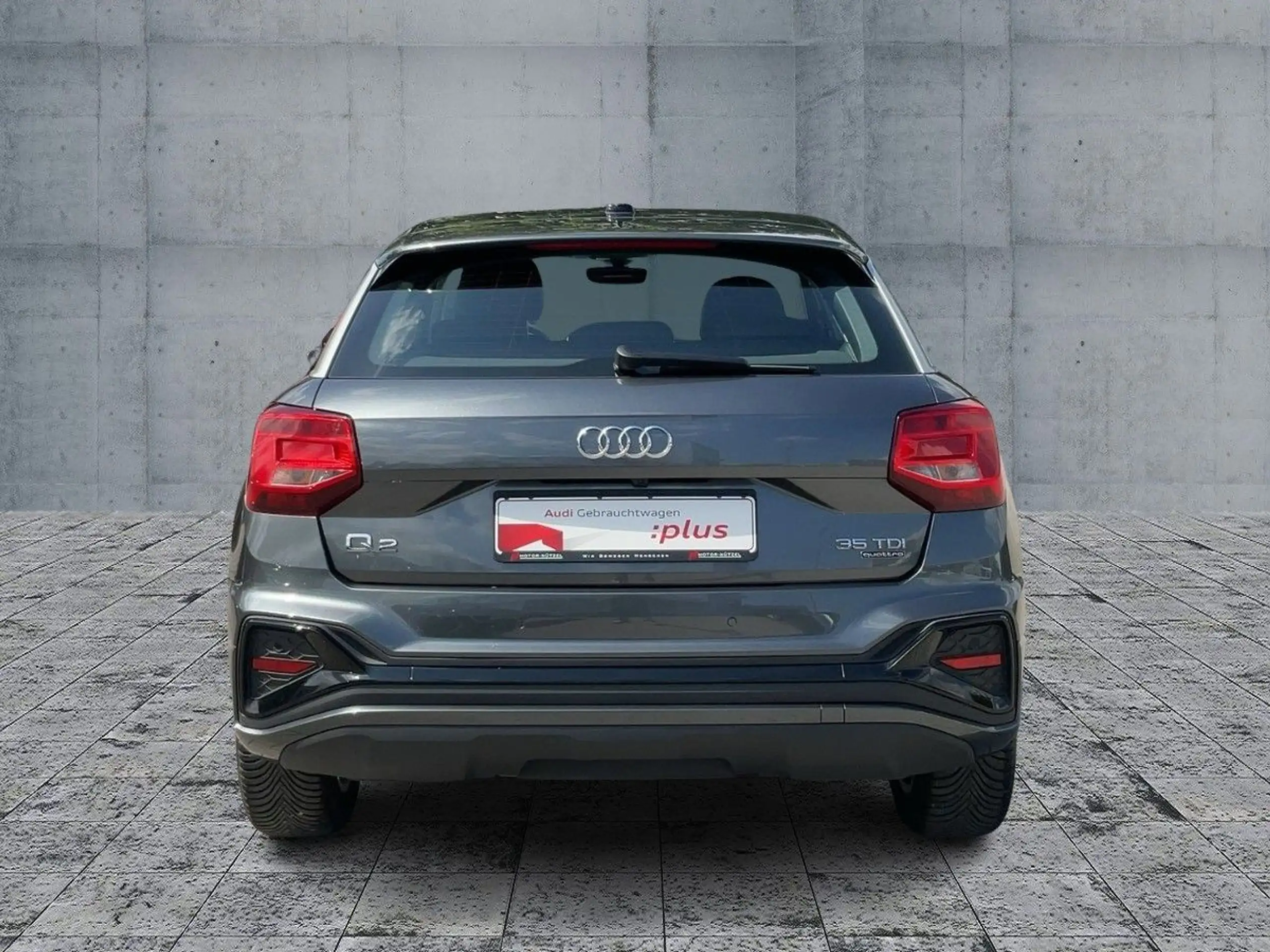 Audi - Q2