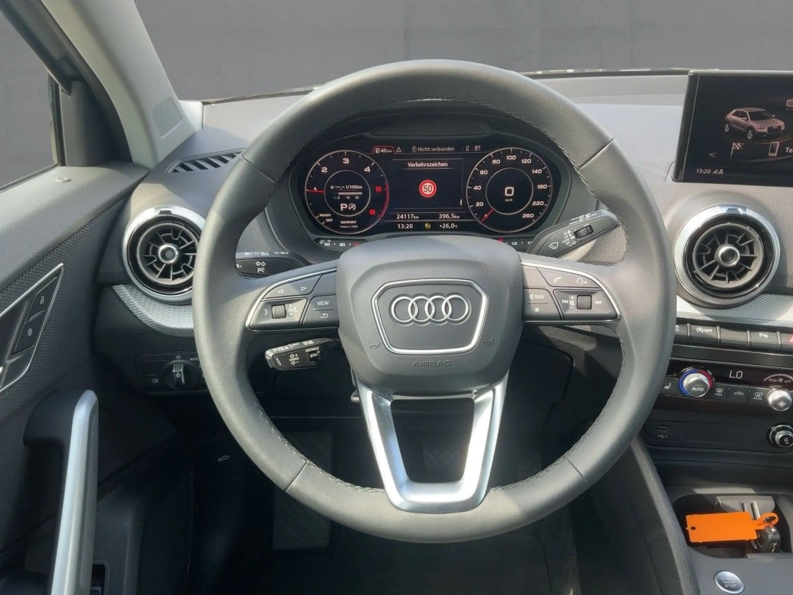 Audi - Q2