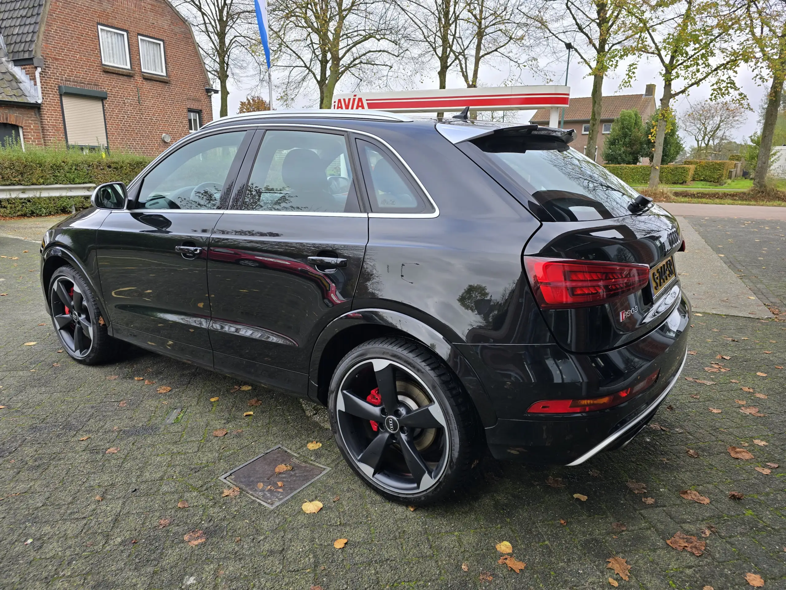 Audi - RS Q3