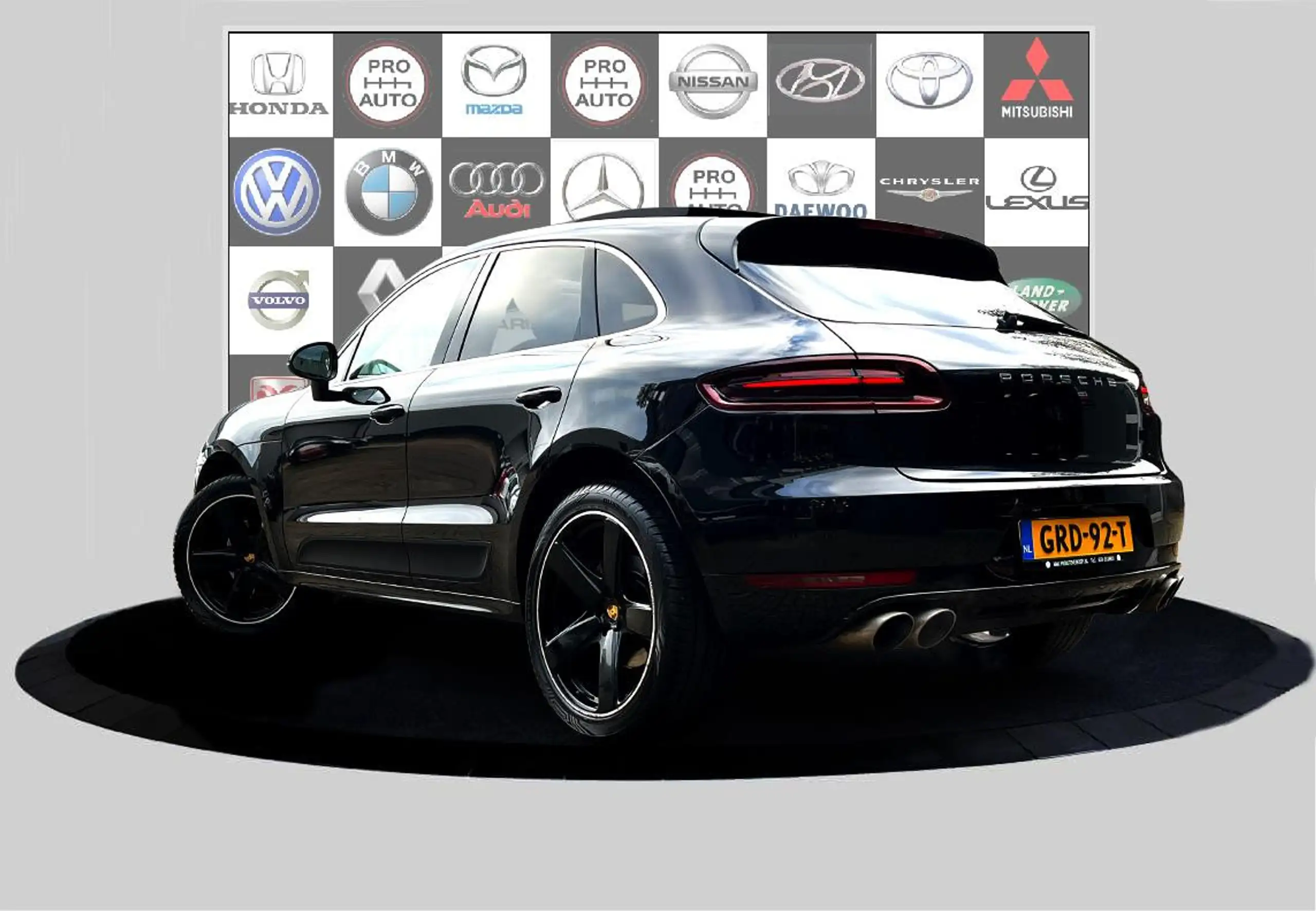 Porsche - Macan