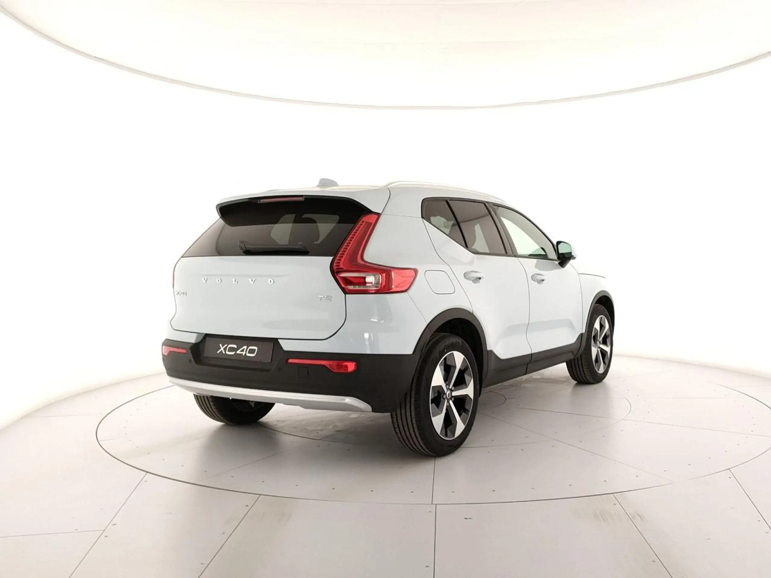 Volvo - XC40