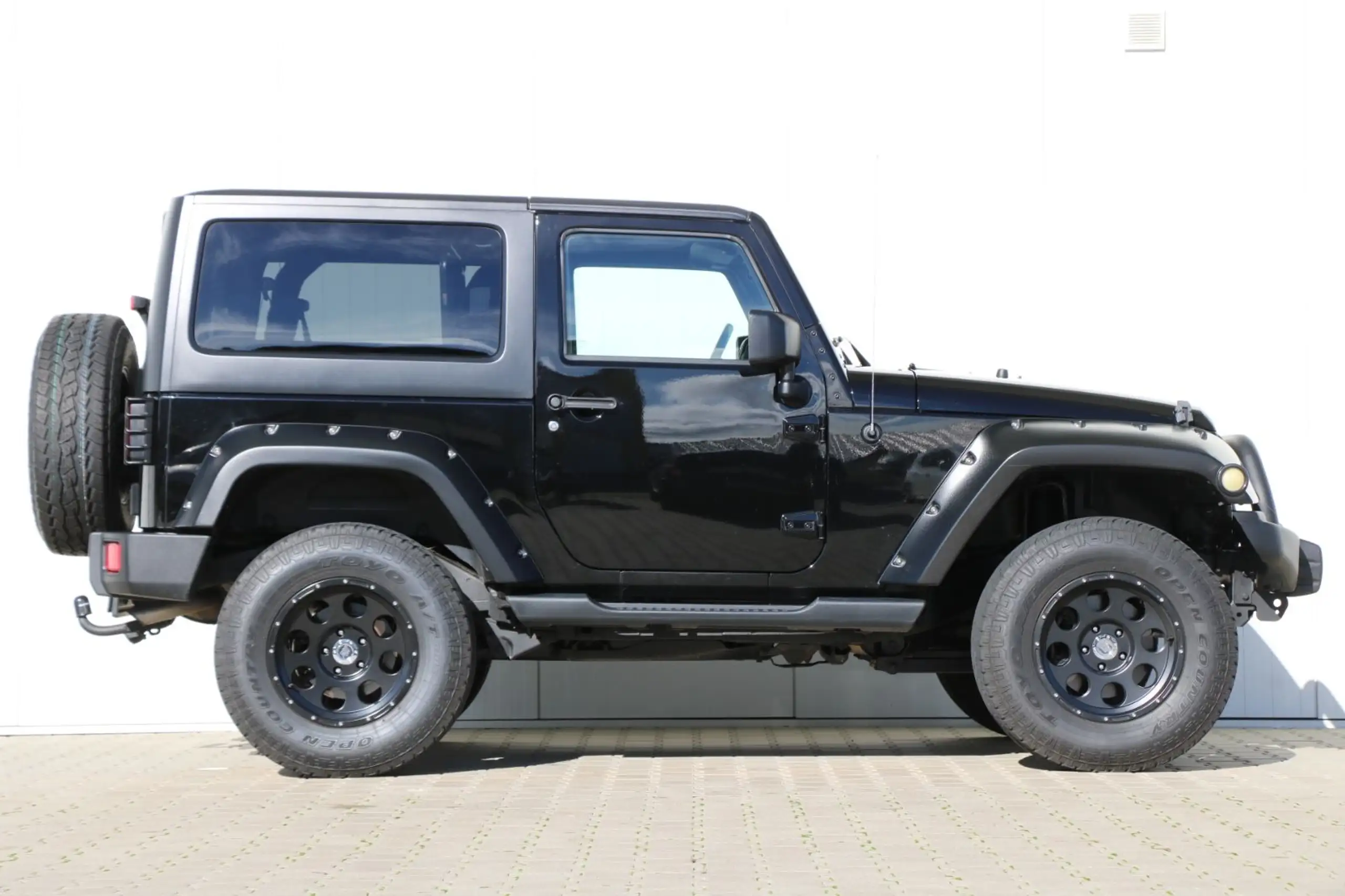 Jeep - Wrangler