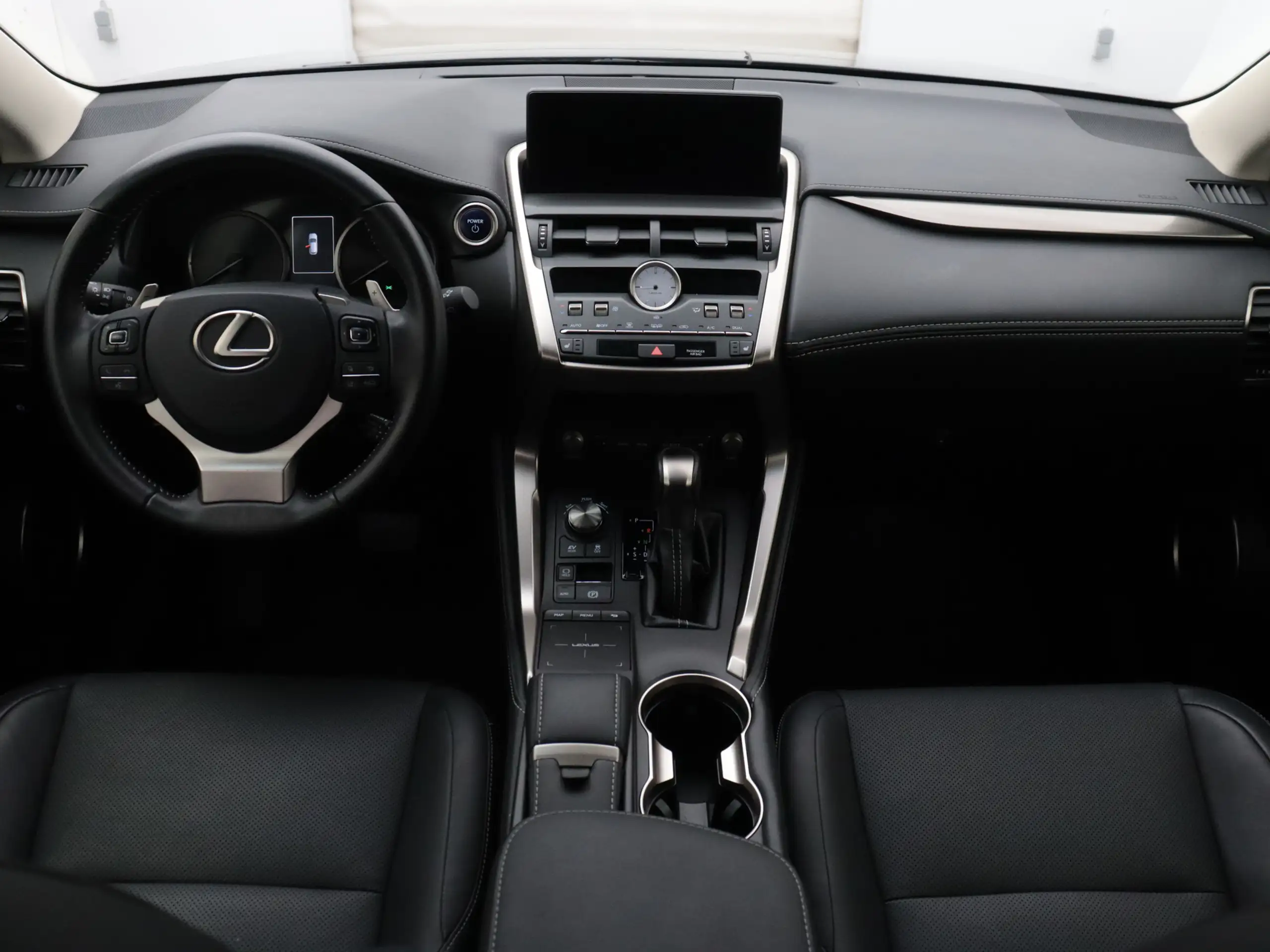 Lexus - NX 300h