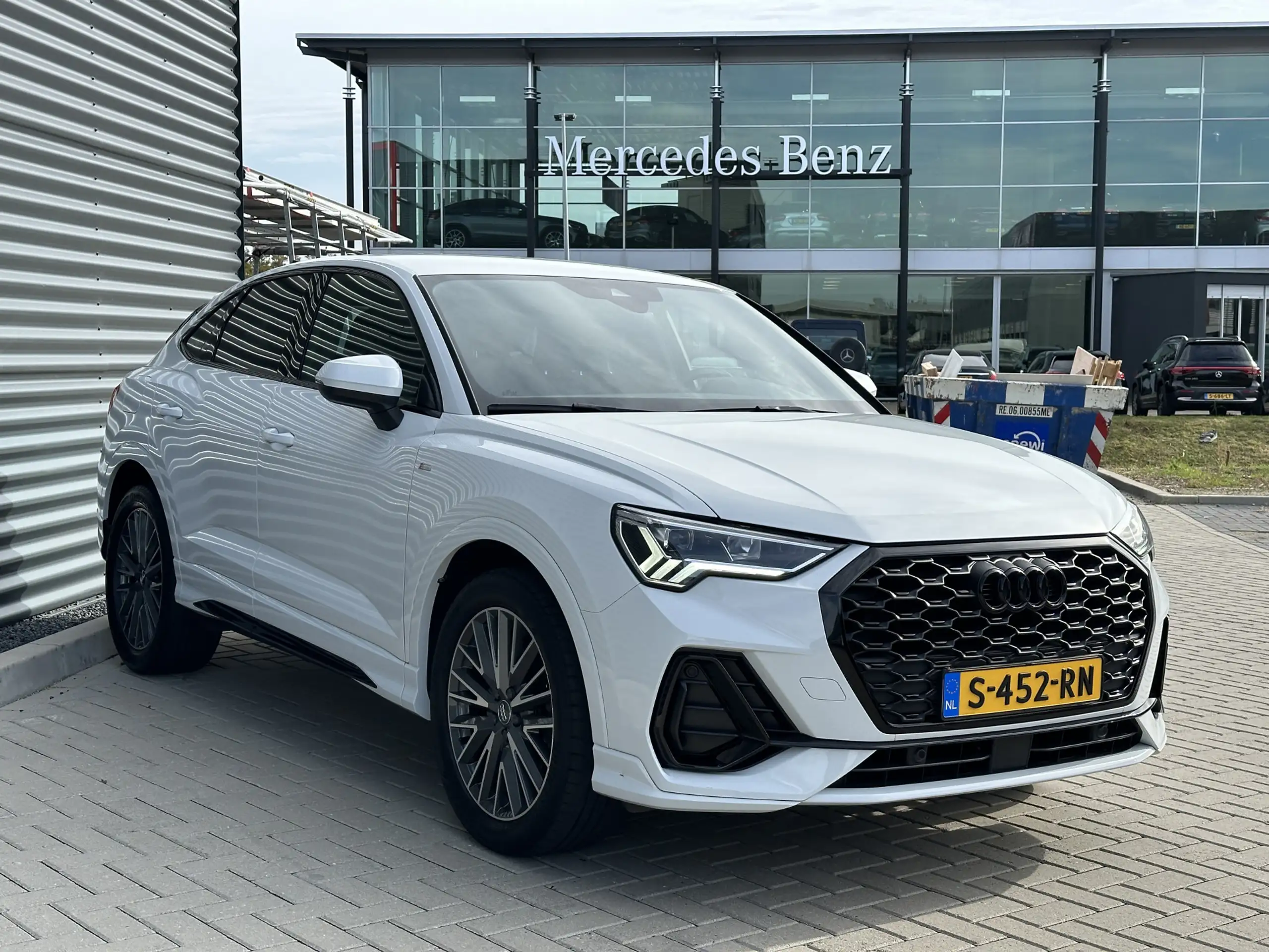 Audi - Q3