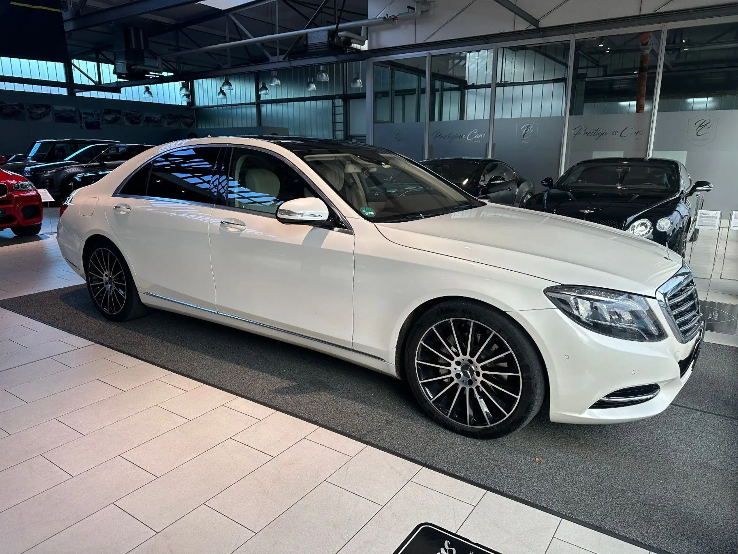 Mercedes-Benz - S 350