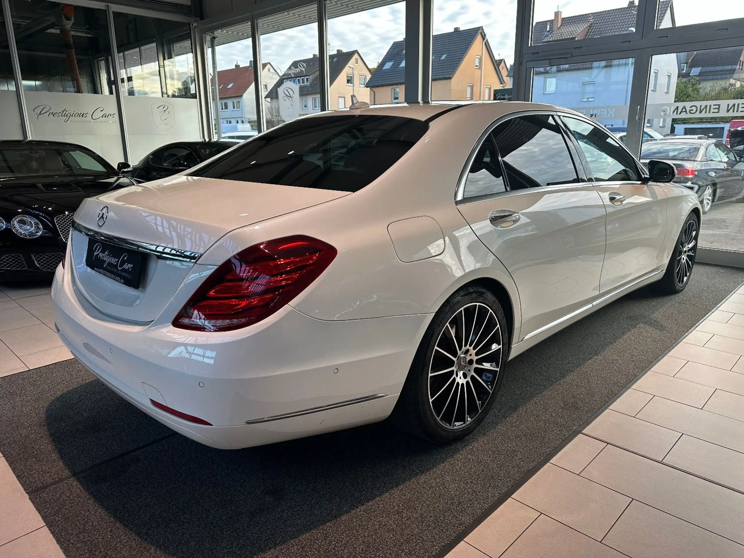 Mercedes-Benz - S 350