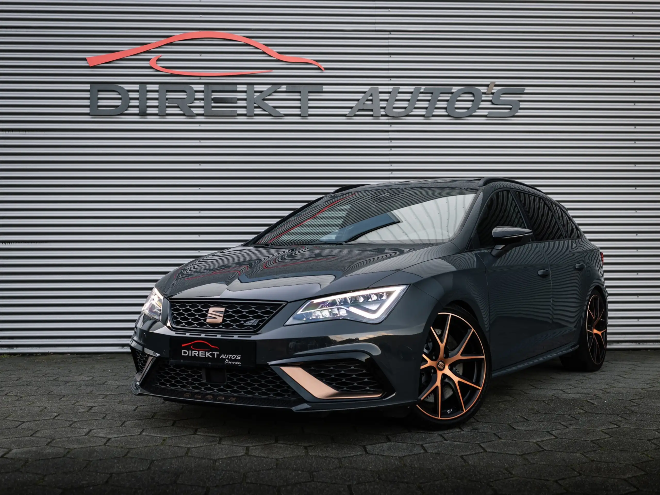 SEAT - Leon