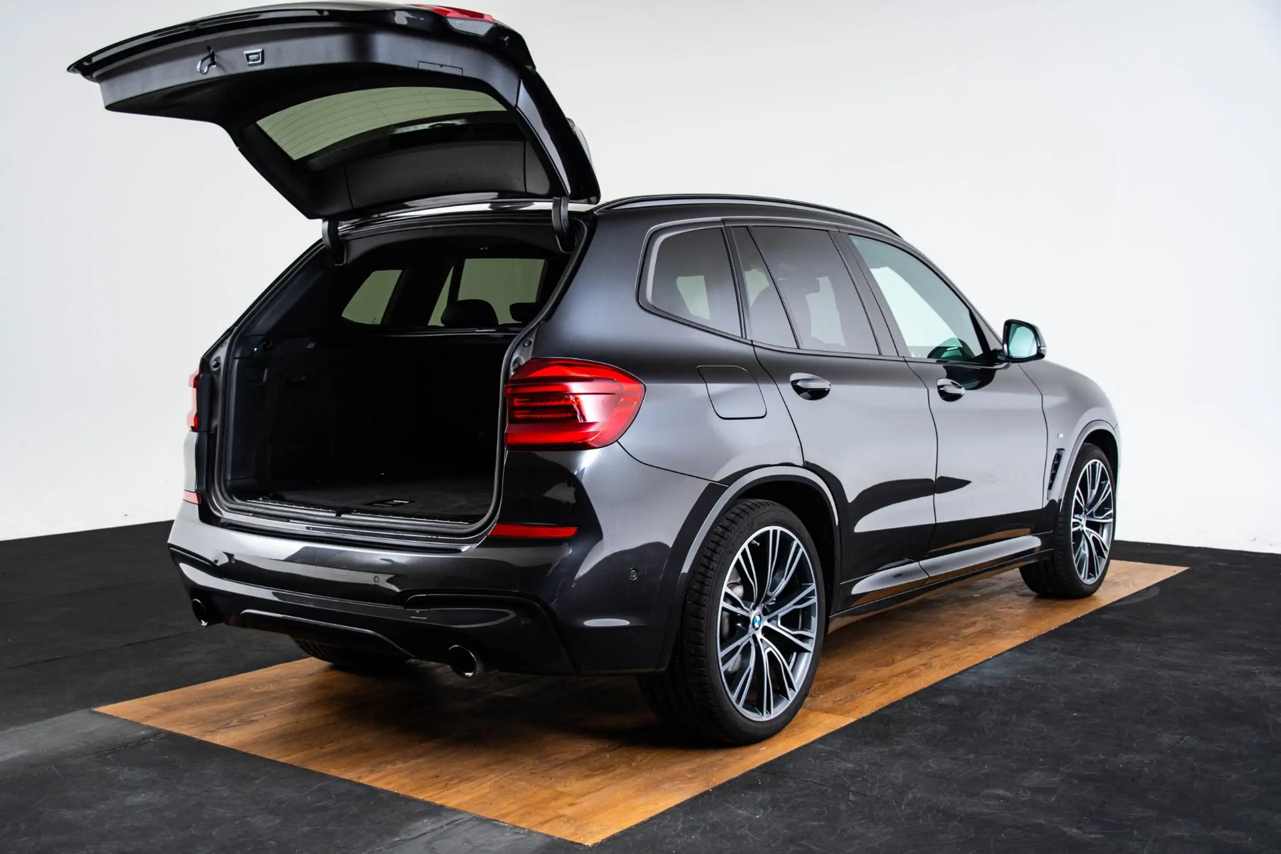 BMW - X3