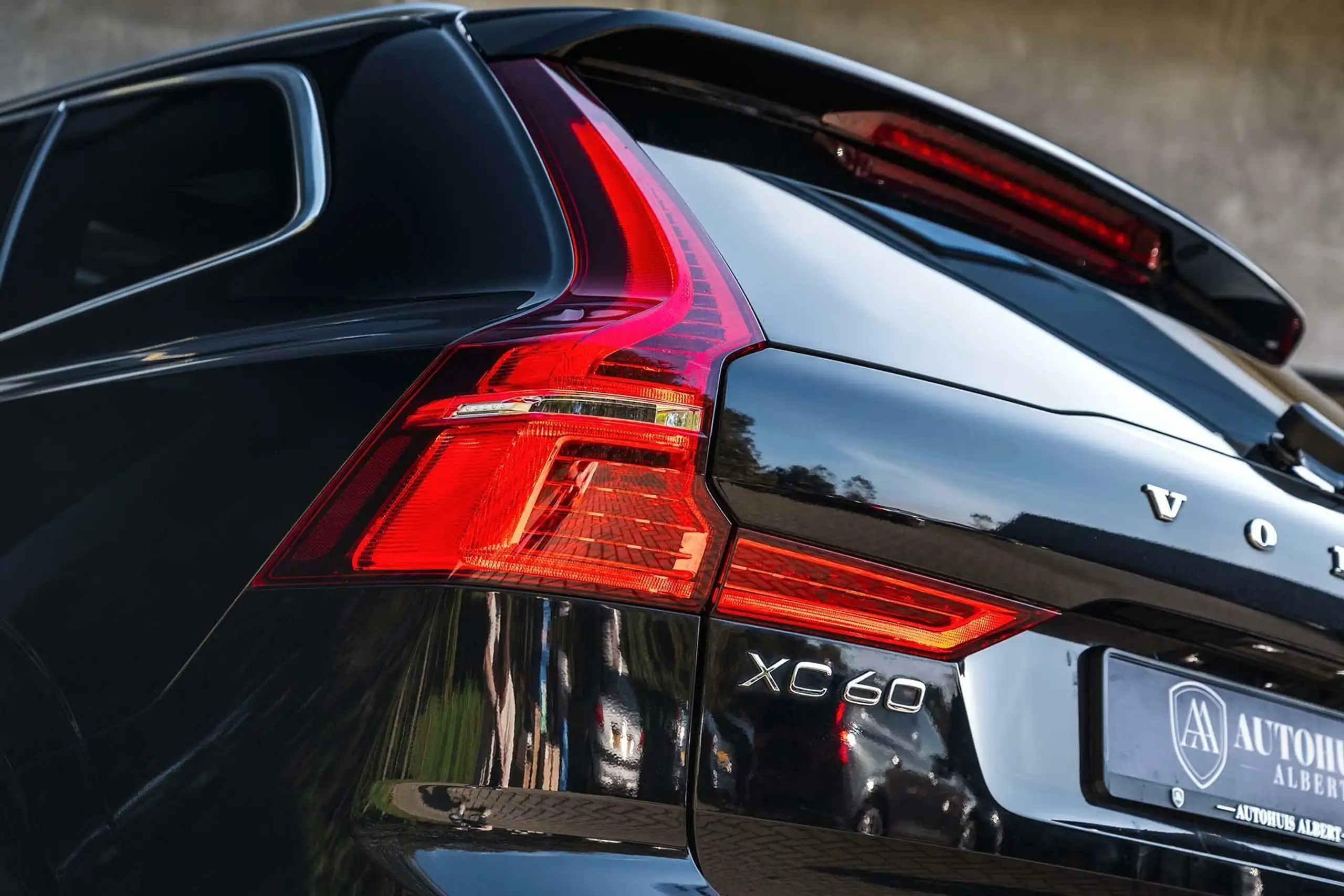 Volvo - XC60