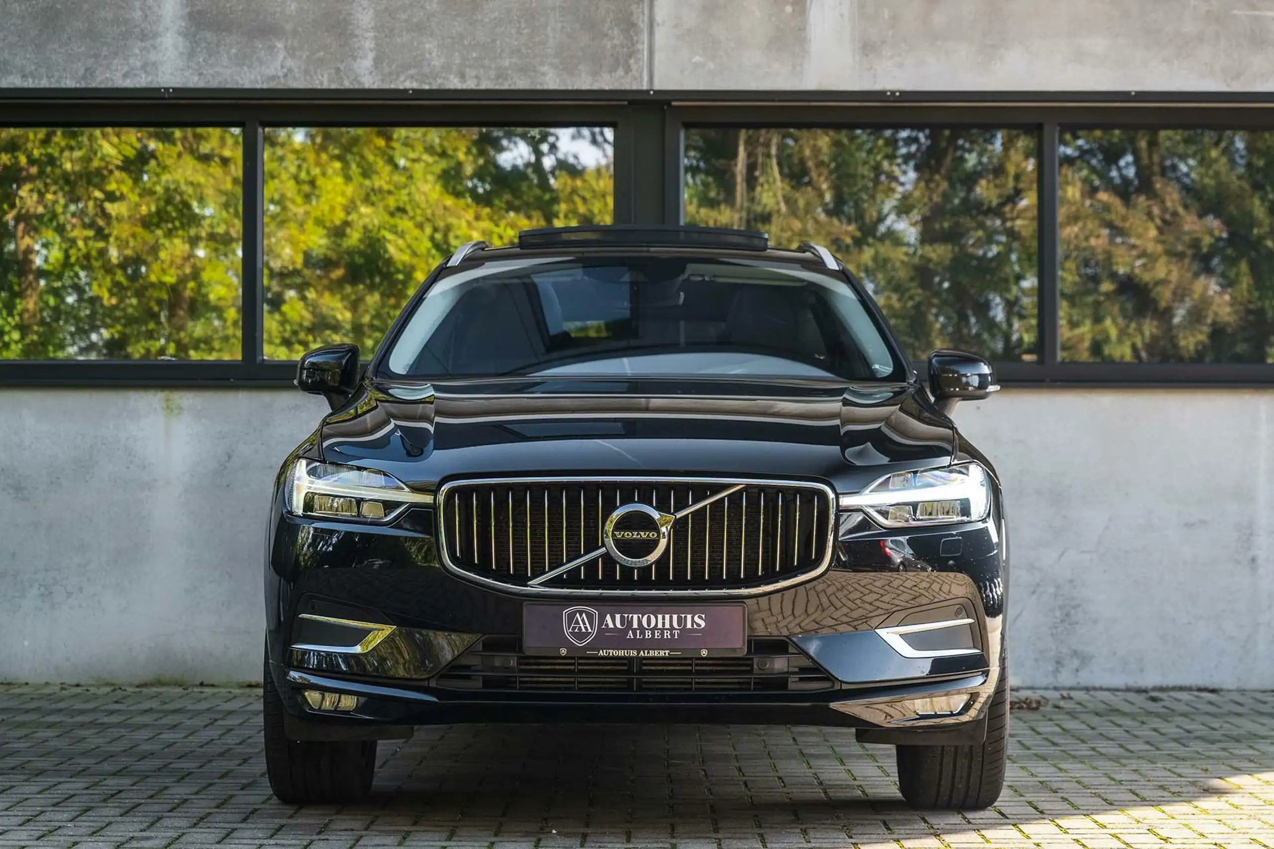 Volvo - XC60