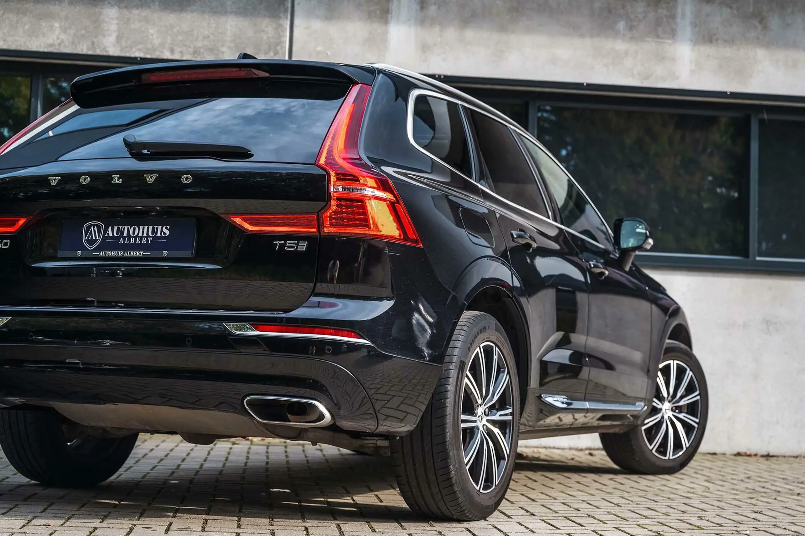 Volvo - XC60