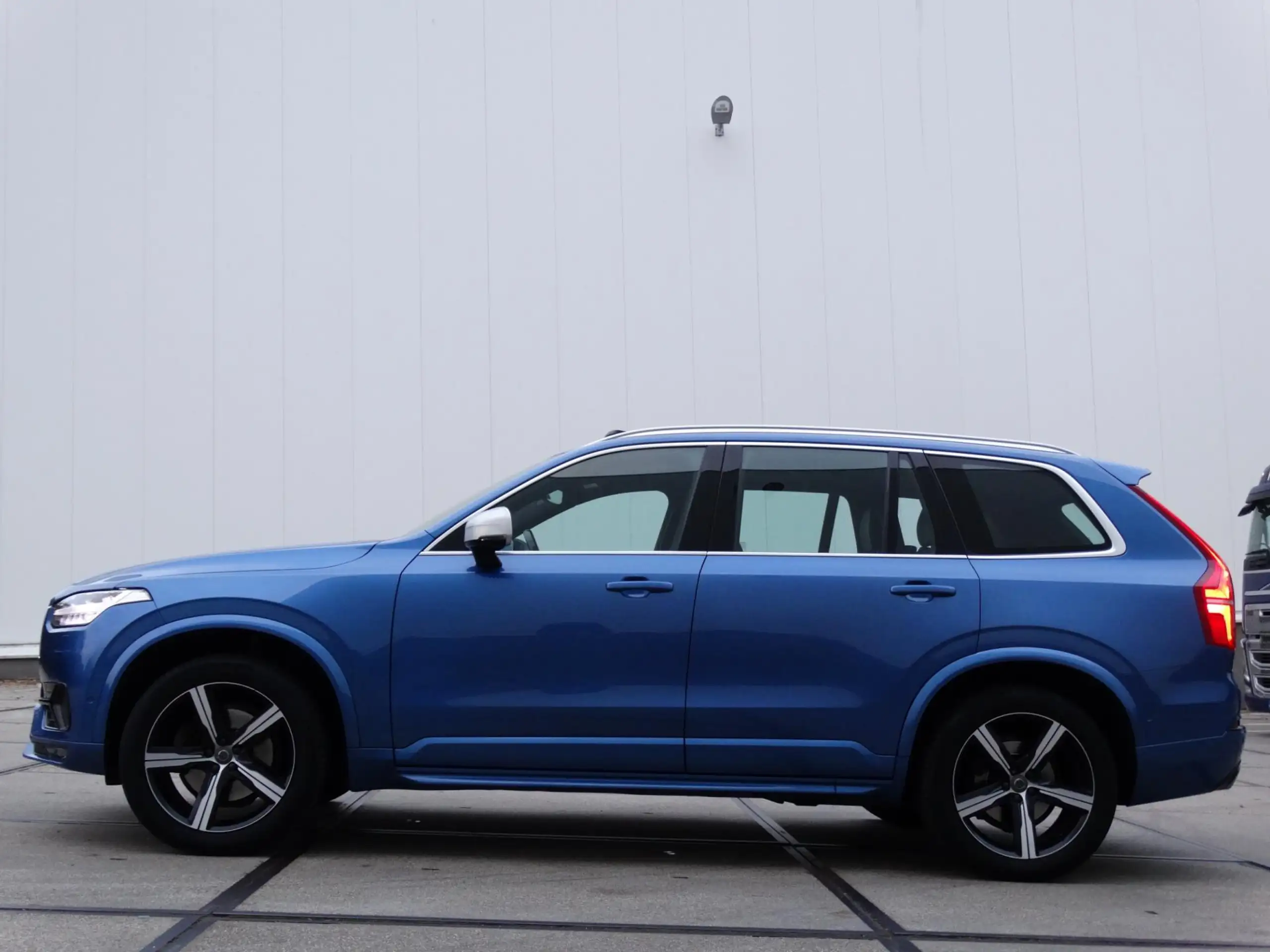 Volvo - XC90