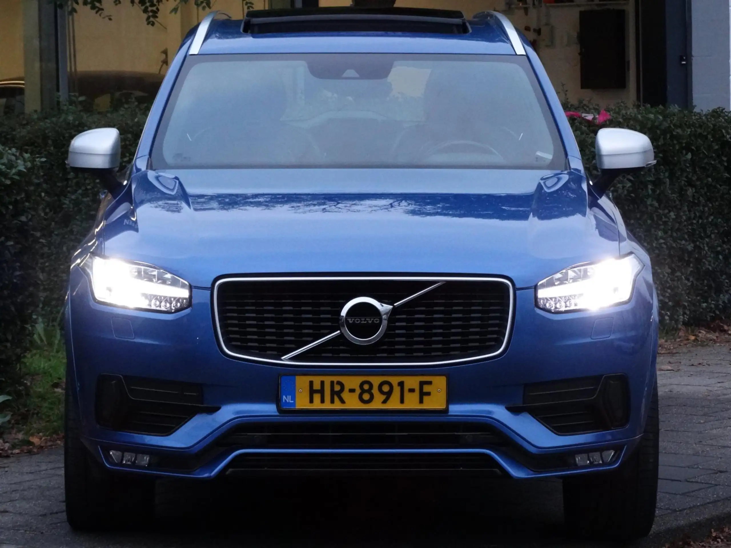 Volvo - XC90