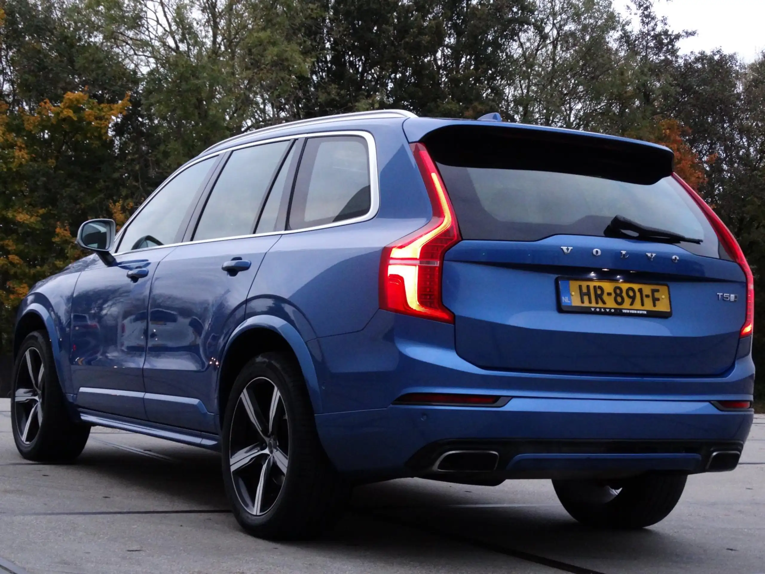 Volvo - XC90