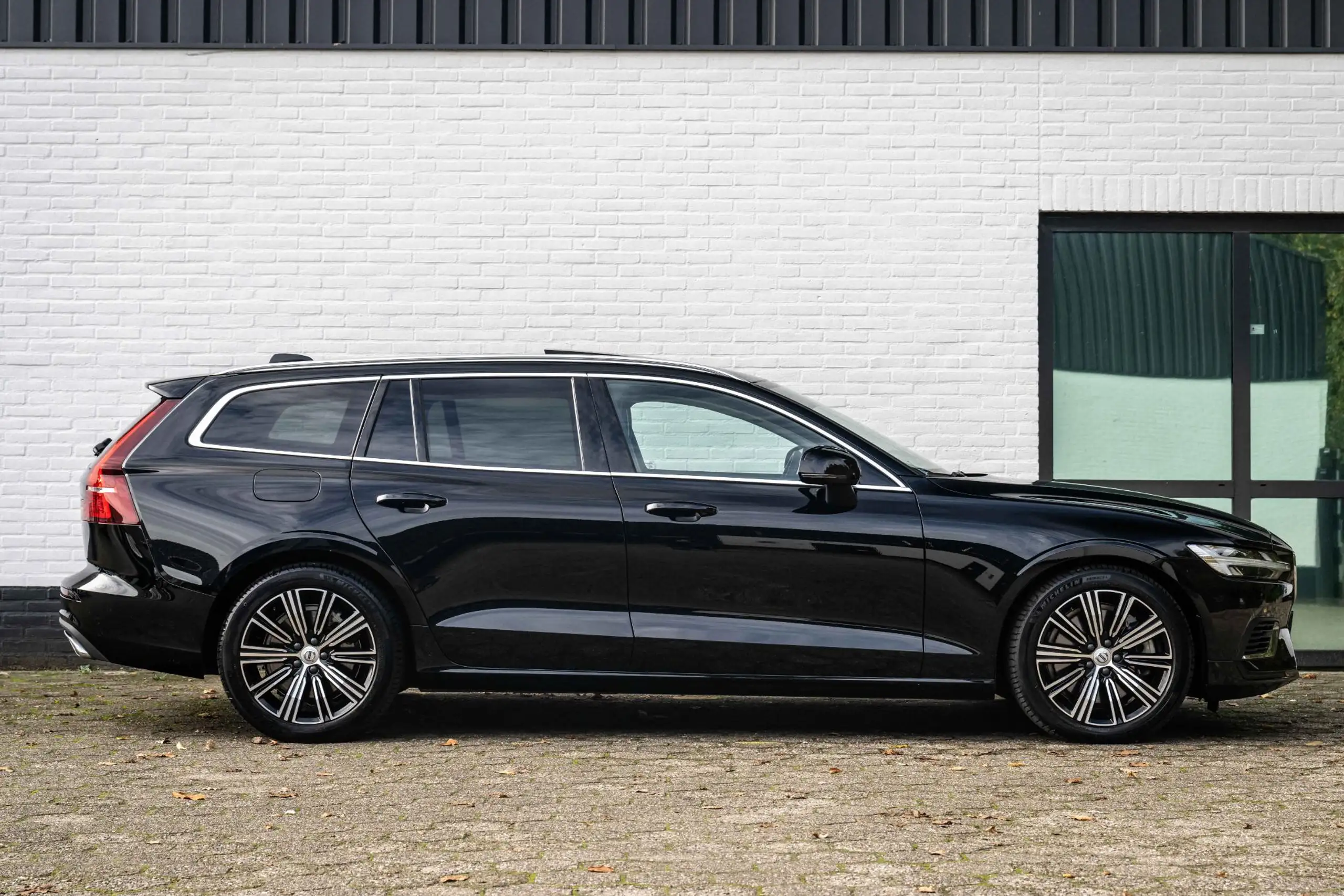 Volvo - V60