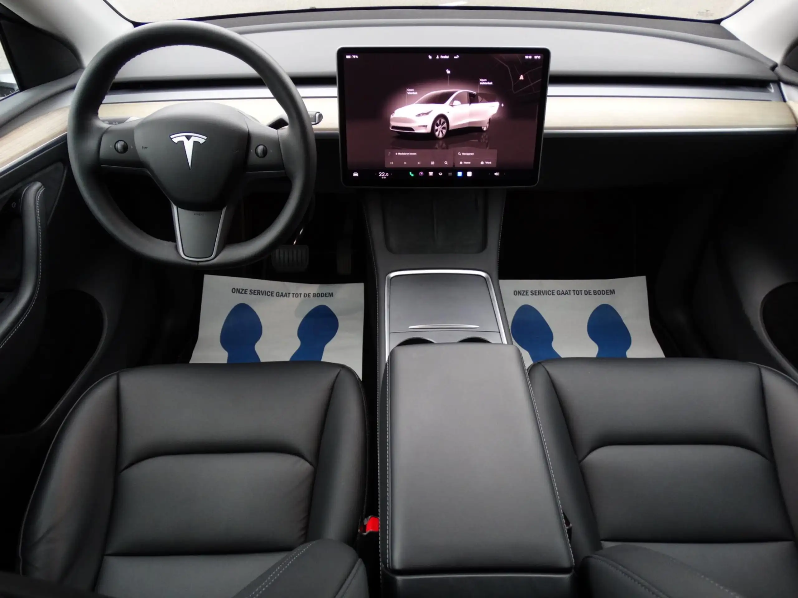 Tesla - Model Y