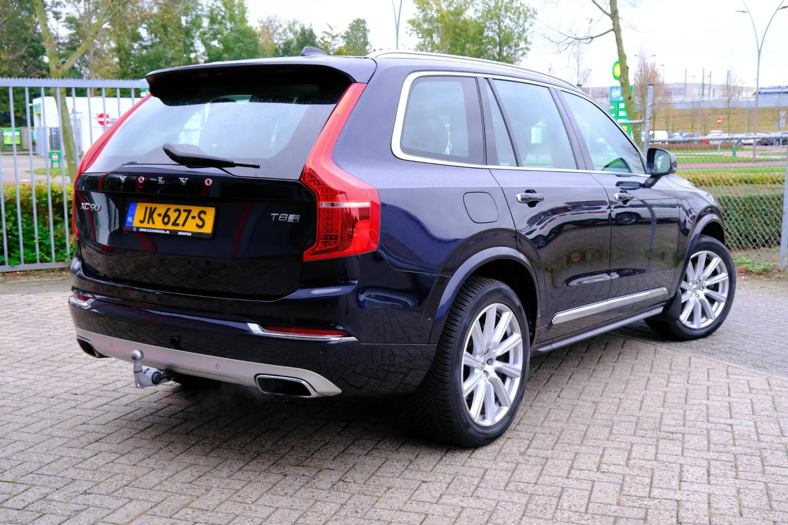 Volvo - XC90