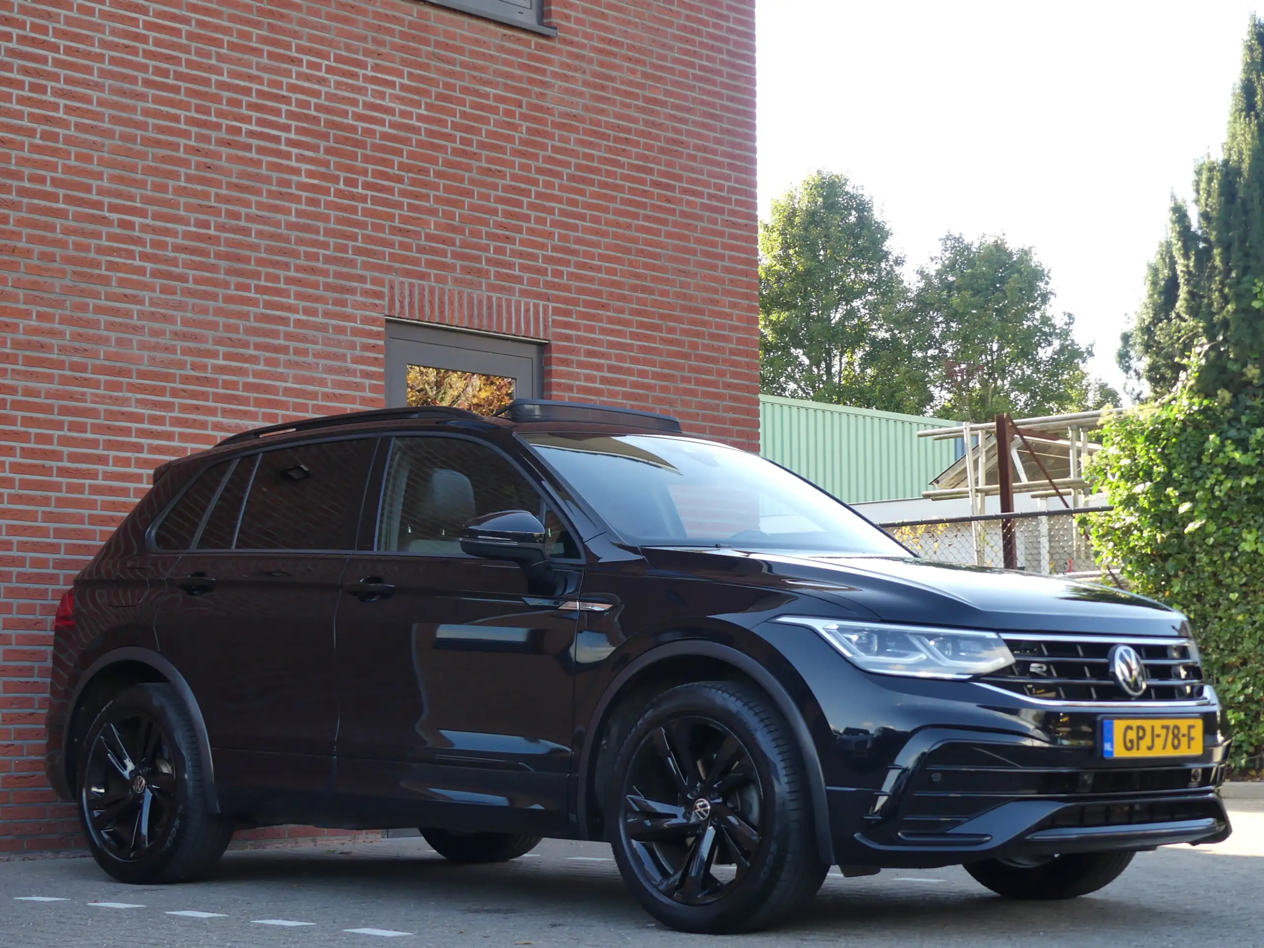 Volkswagen - Tiguan