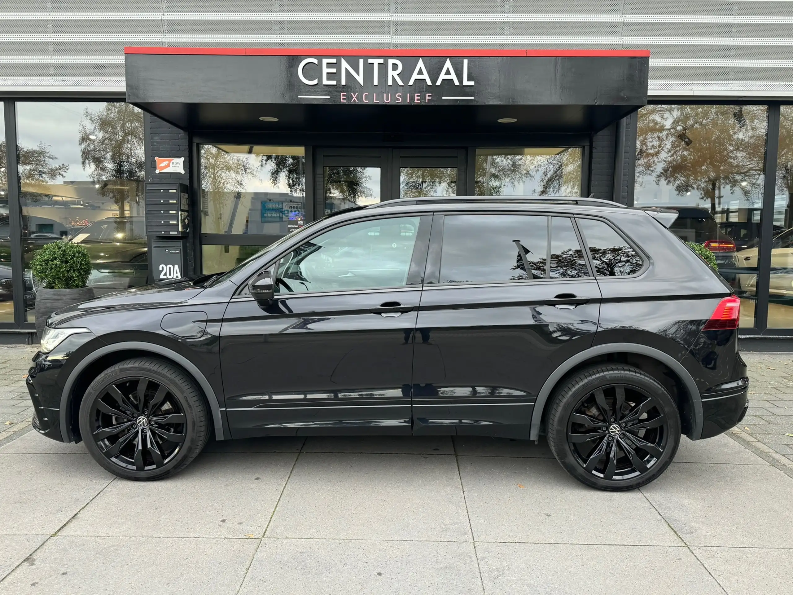 Volkswagen - Tiguan