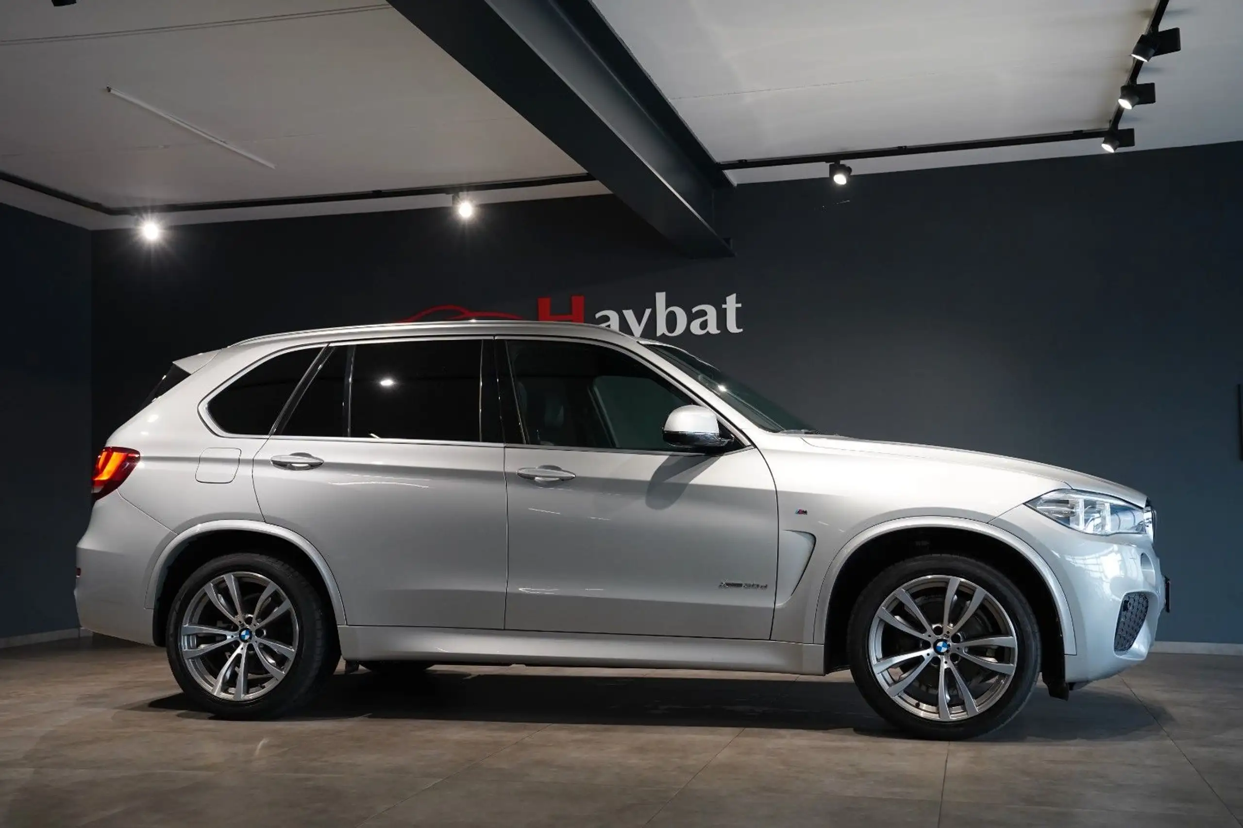 BMW - X5