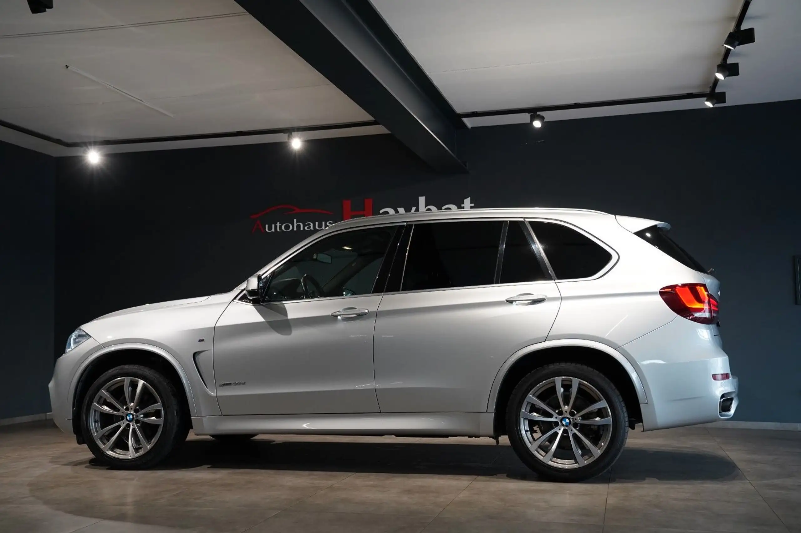 BMW - X5